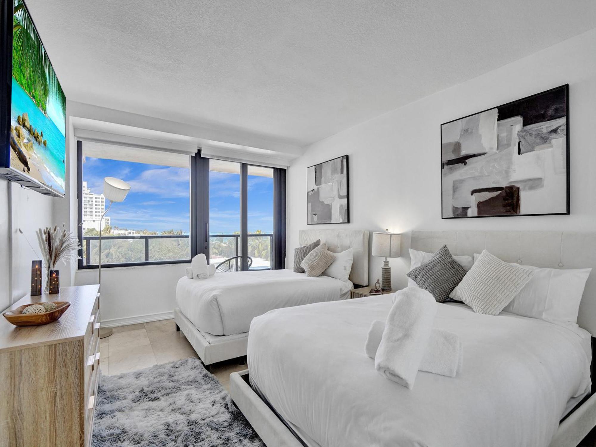 Apartment Oceanfront Retreat Service 502