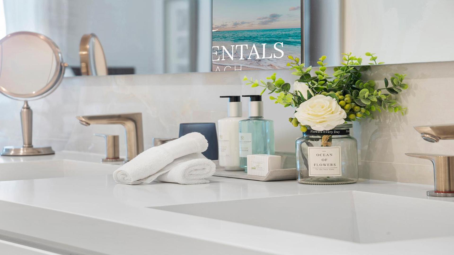 Apartment 2 Bedroom Private At Roney Palace -407 *