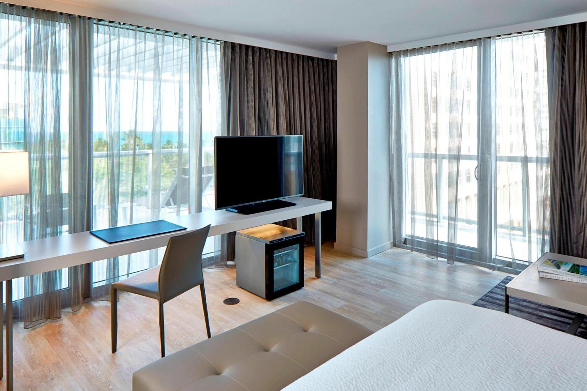 Ac By Marriott Miami 4*