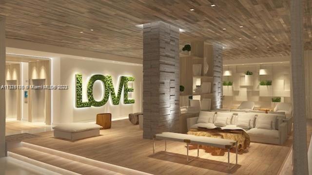 Romantic-5 Star-1br-oceanfront-balcony-south-beach Apartment Miami Beach