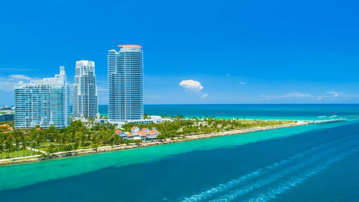 Romantic-5 Star-1br-oceanfront-balcony-south-beach Apartment