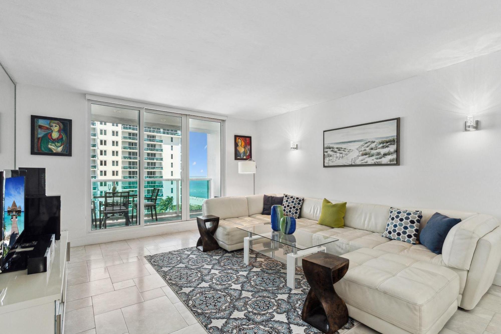 Romantic-5 Star-1br-oceanfront-balcony-south-beach *