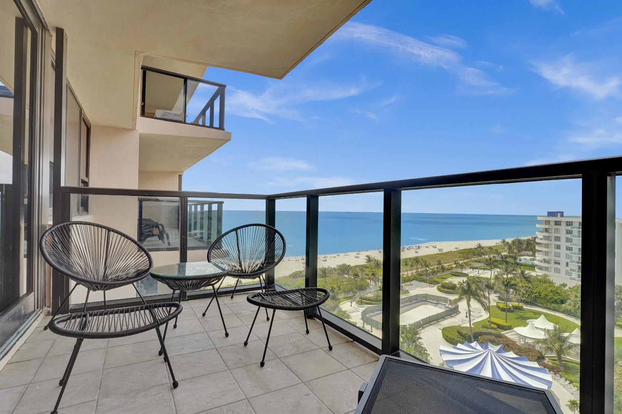 Apartment Stunning Ocean View Retreat 1205 Miami Beach