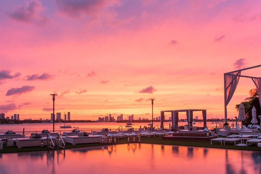Lux Waterfront Studio South Beach *