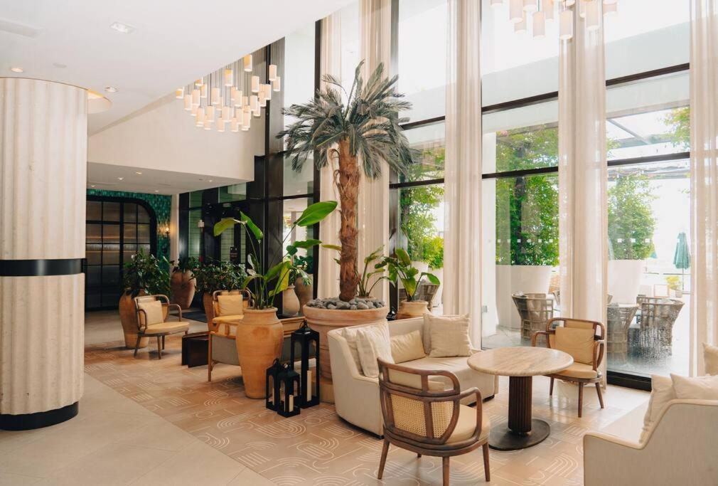 Lux Waterfront Studio South Beach *