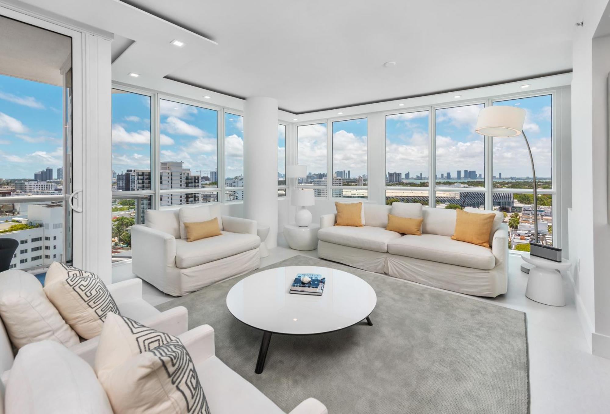 Apartment 4B Super Premium Private Condo At The Setai
