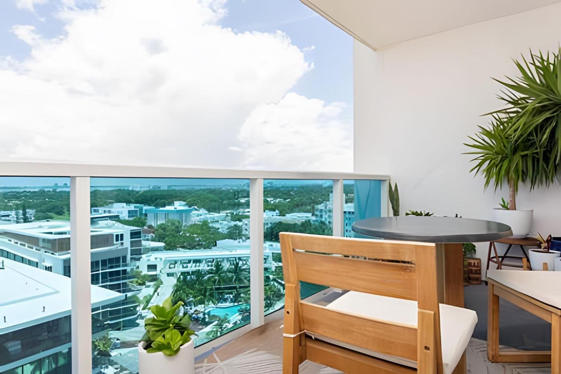 Frente A La Playa South Apartment Miami Beach