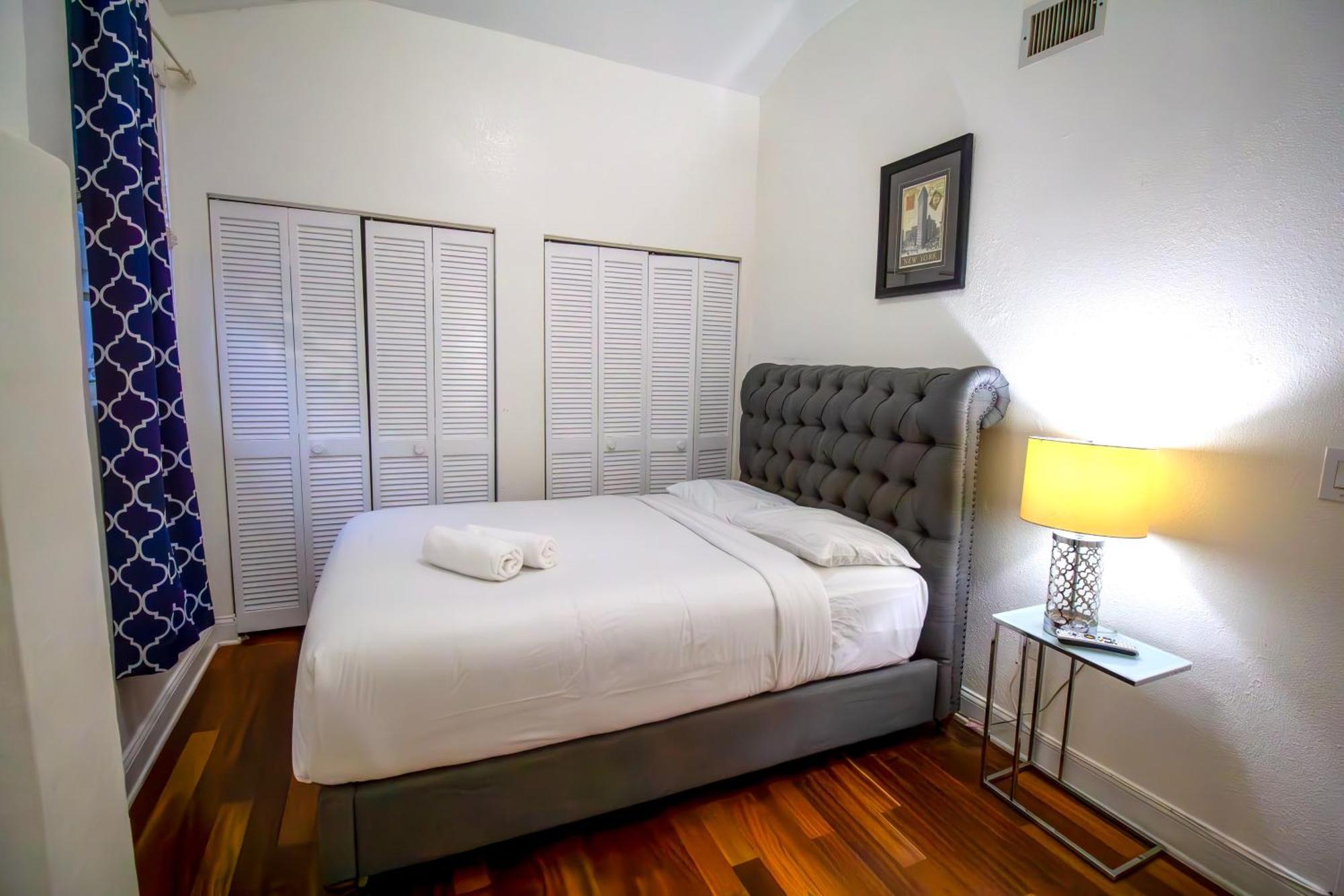 Hispaniola Part Of The Oasis Casita Collection * Miami Beach