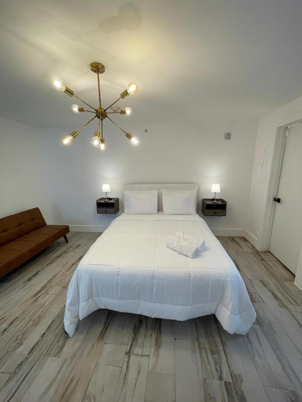 Hotel Agave On The Beach By Renzzi