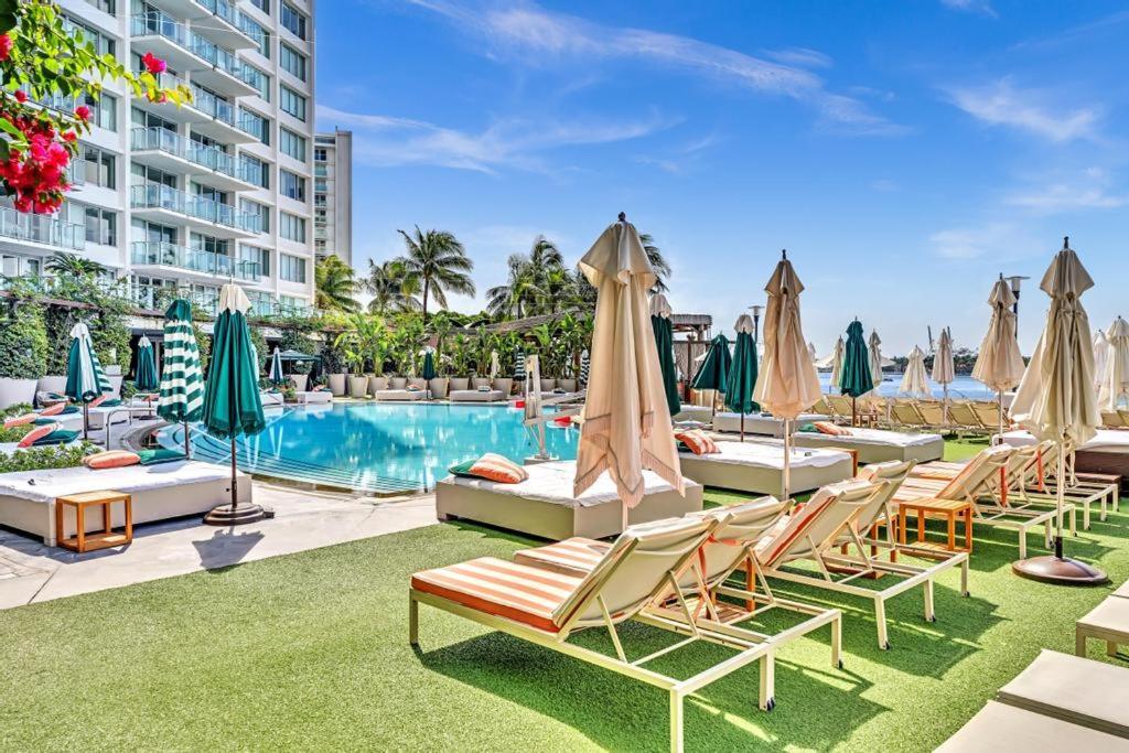 Apartment Lux Waterfront Studio South Beach