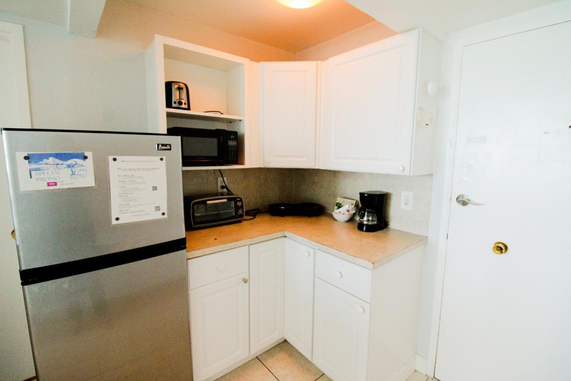 Castle 603 Oceanview W/ Free Parking, Pool, Access, Tennis, Gym, Restaurants And More! Apartment Miami Beach