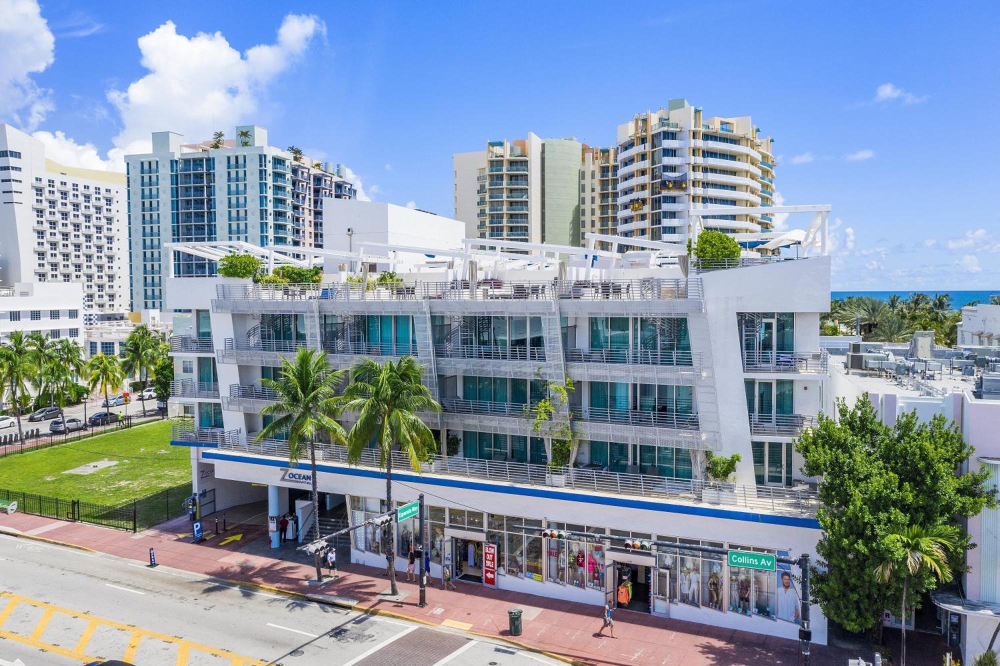 Penthouse De Soleil South - On Ocean Drive Miami Apartment