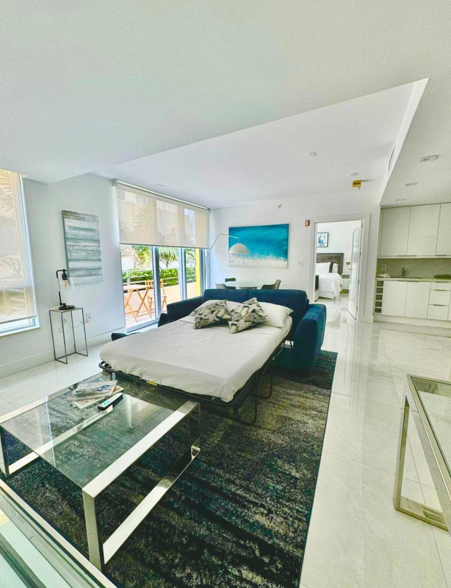 Beachfront Bentley One Bedroom With Balcony And Access Appartamento Miami Beach