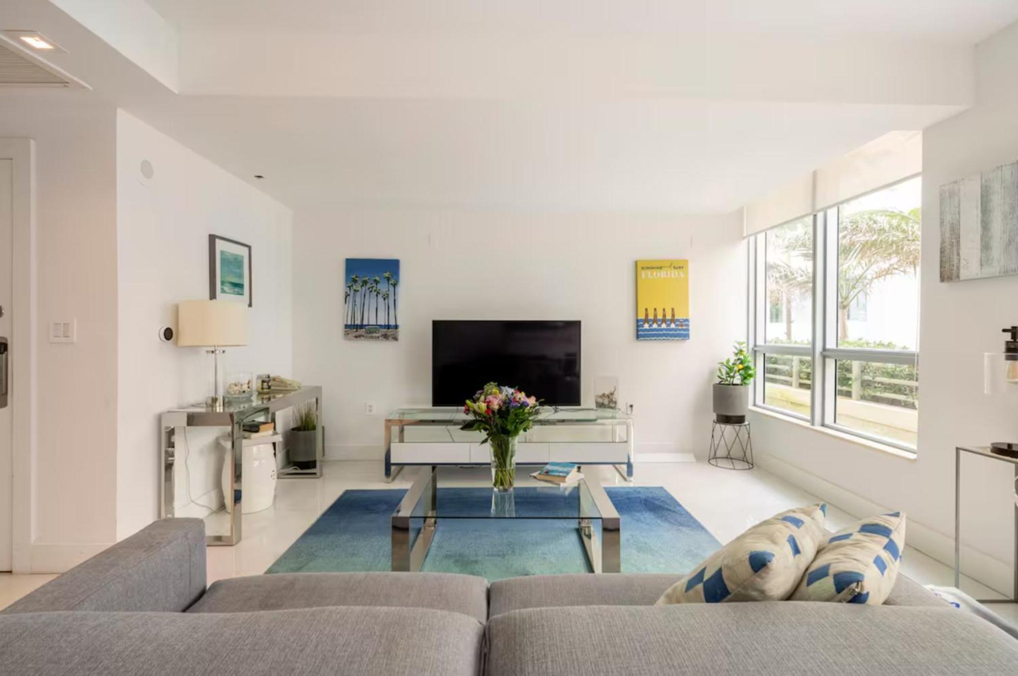 Beachfront Bentley One Bedroom With Balcony And Access Appartamento *