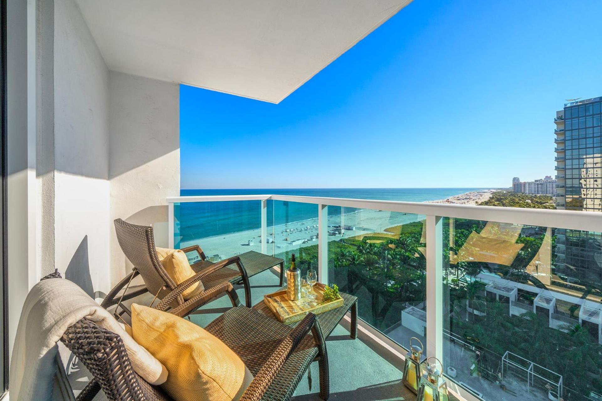 2 Bedroom Private At Roney Palace -1209 Apartment Miami Beach