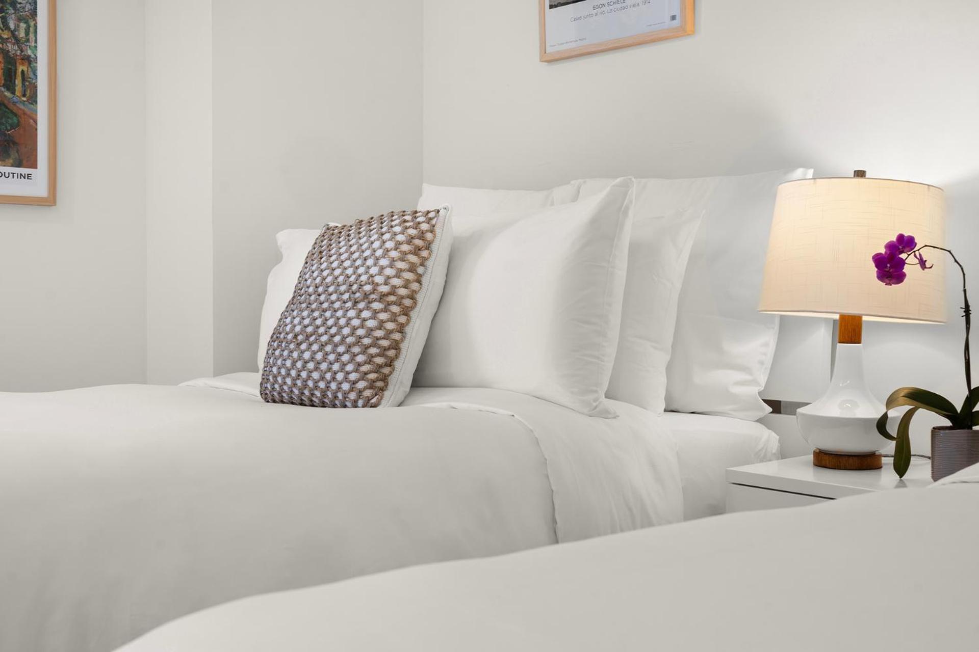 2 Bedroom Private At Roney Palace -1209 Miami Beach