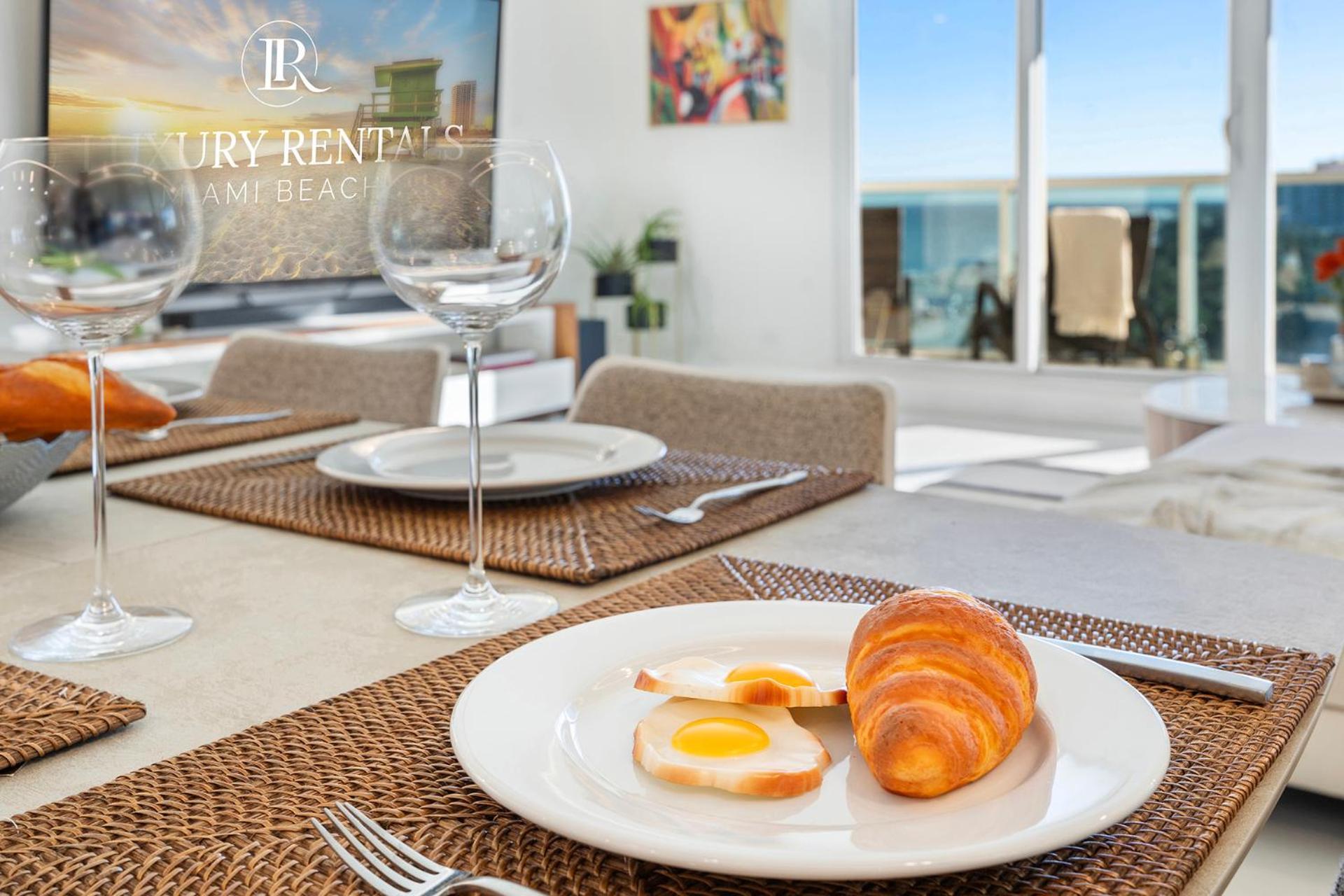 Apartment 2 Bedroom Private At Roney Palace -1209 Miami Beach