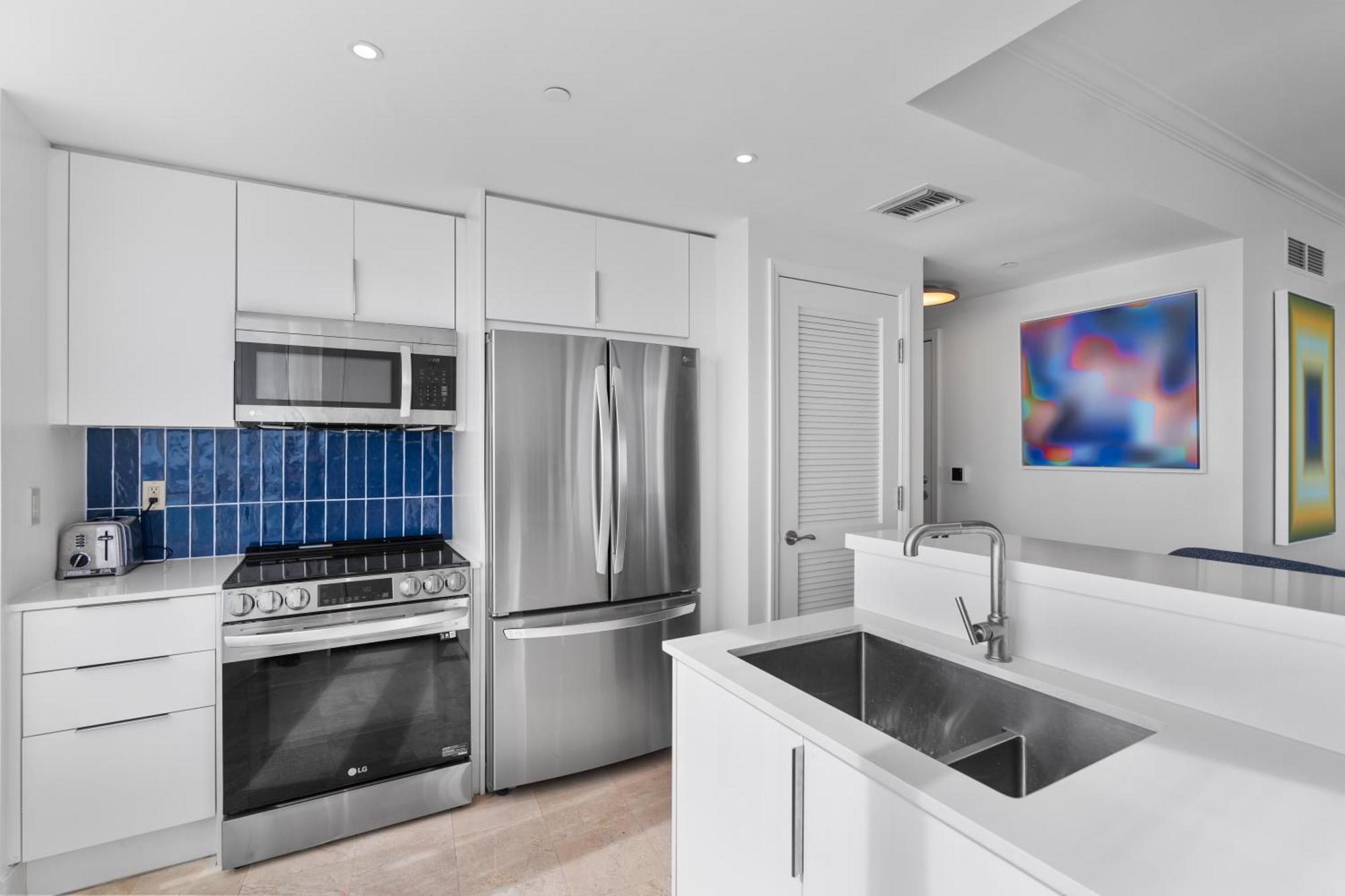 Fontainebleau One Bedroom * Miami Beach