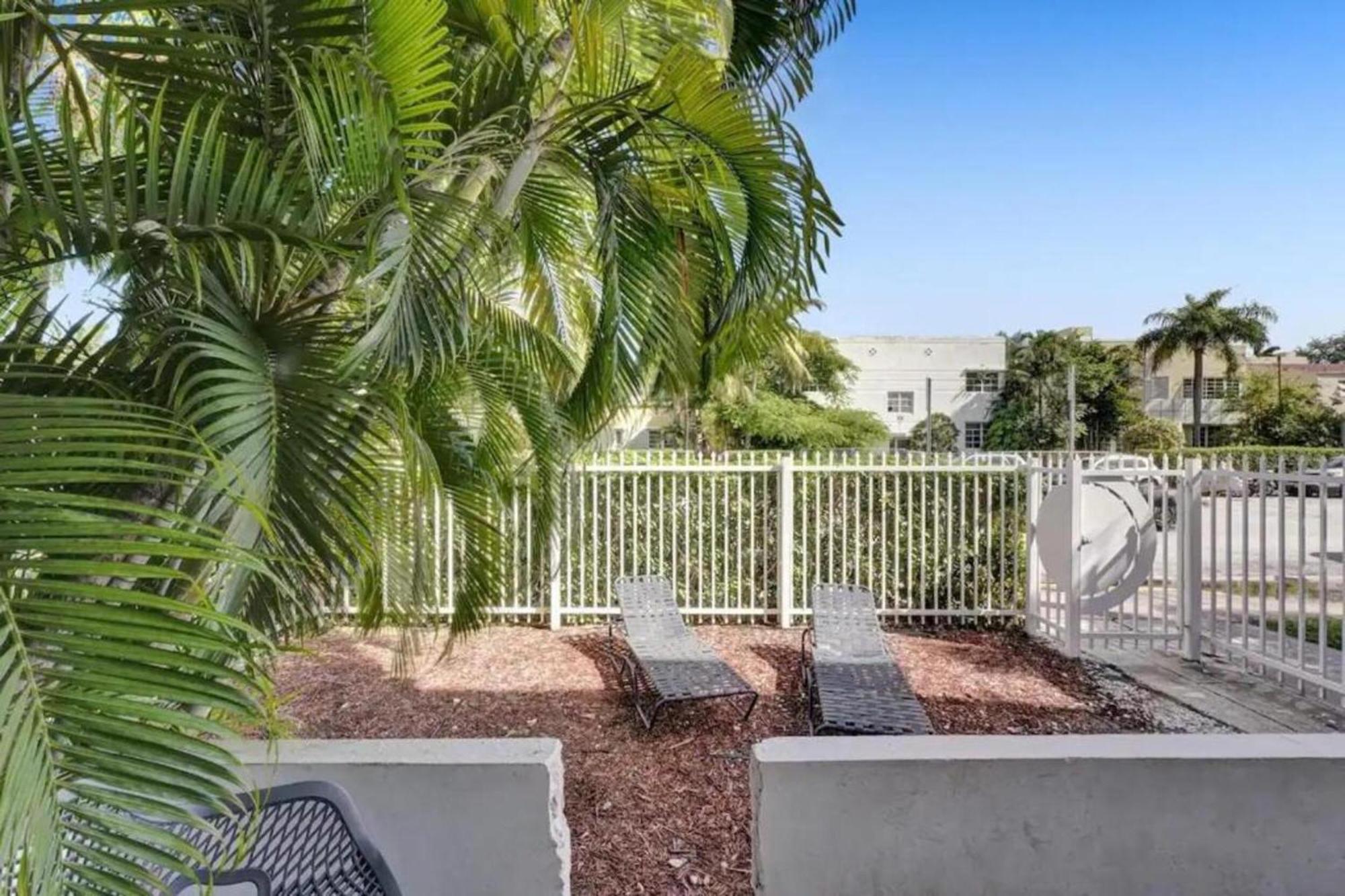 Apartment Courtyard Part Of The Oasis Casita Collection *