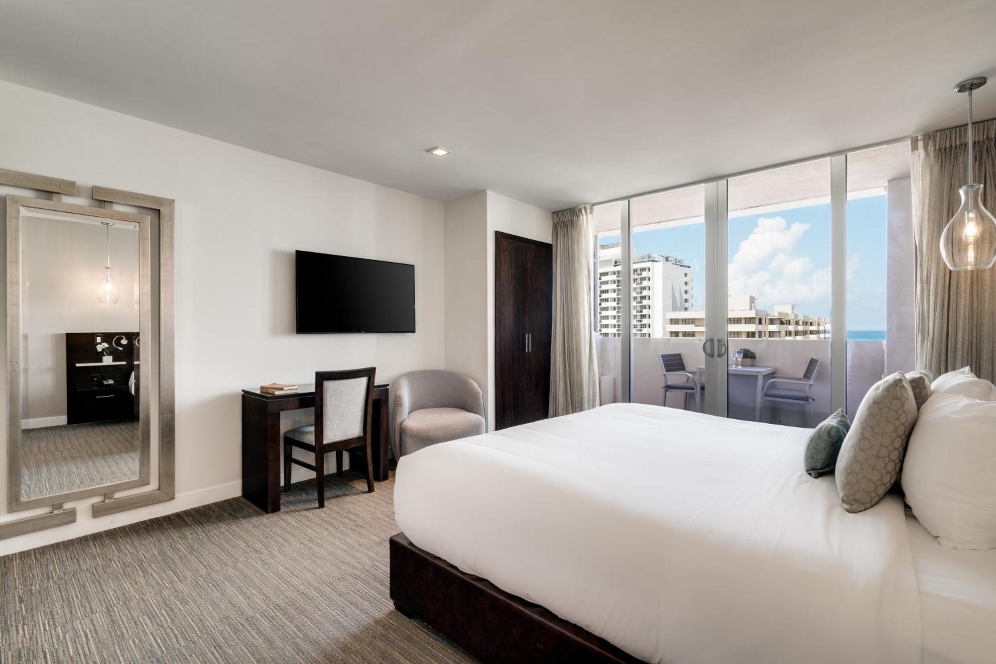 Iberostar Waves Berkeley Shore Hotel 4*