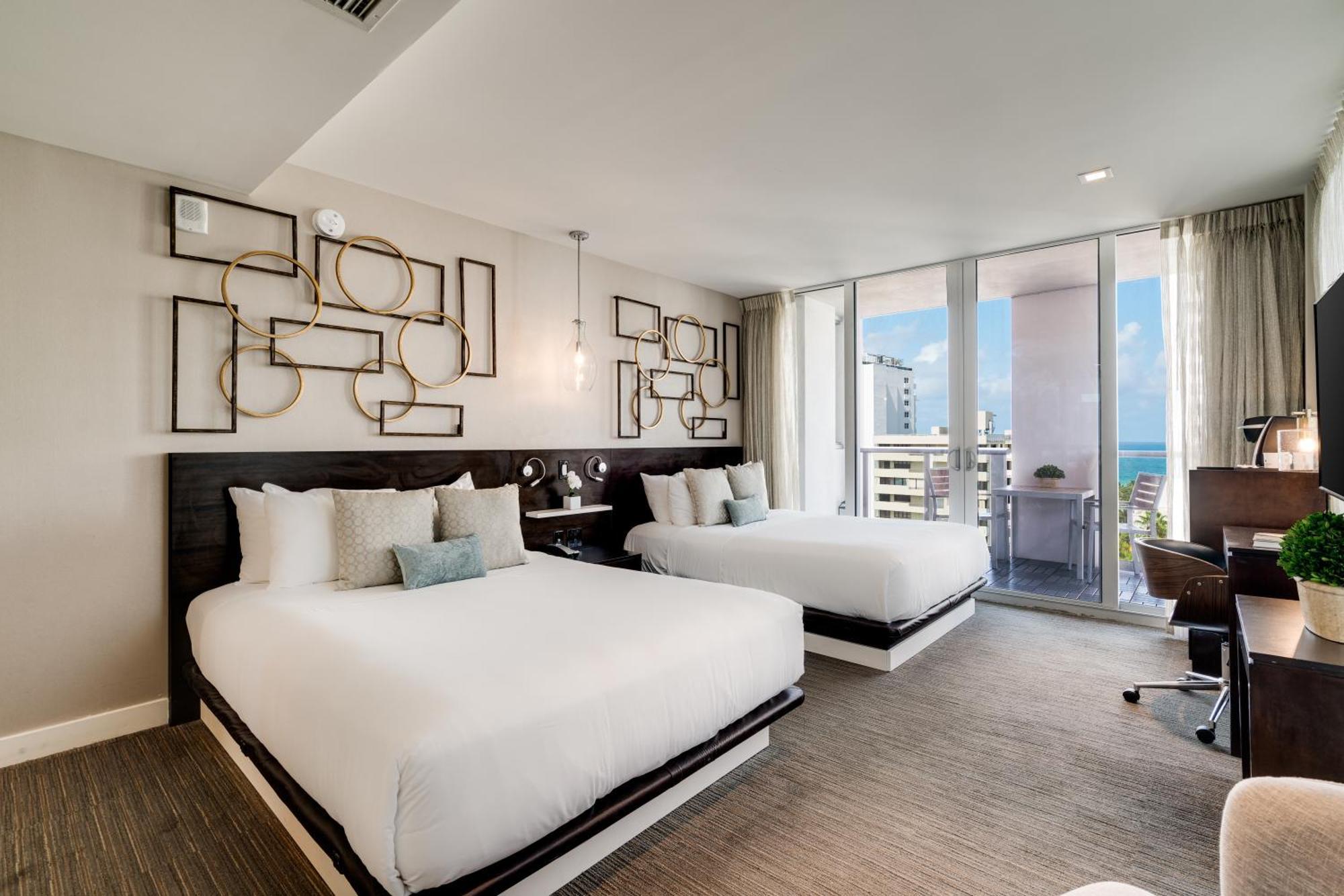 Iberostar Waves Berkeley Shore 4*