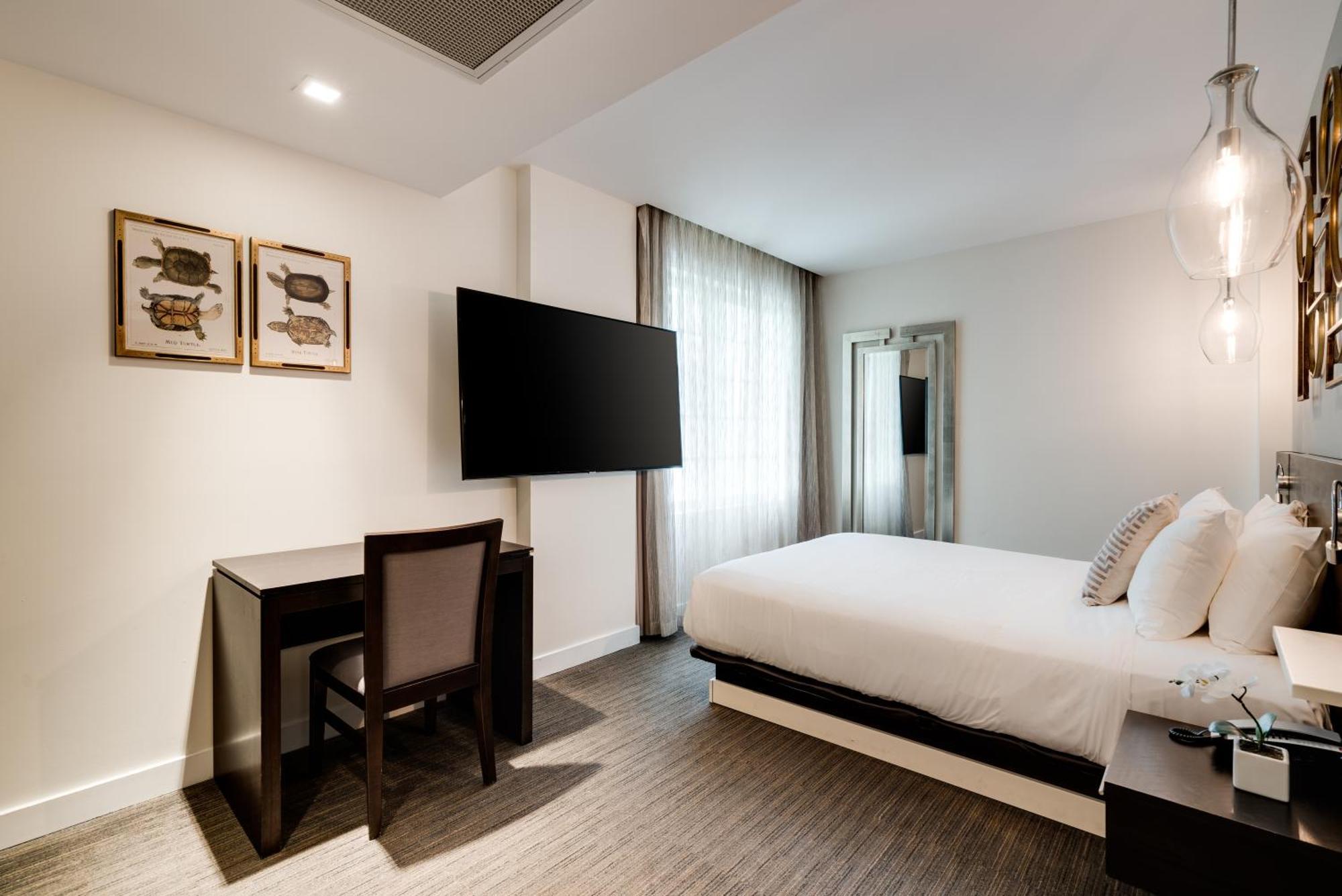Iberostar Waves Berkeley Shore 4* Miami Beach
