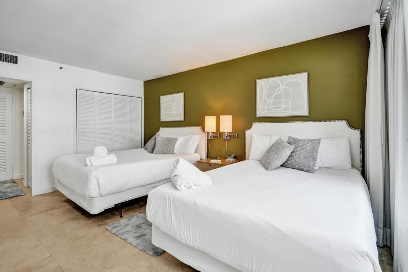Deluxe 2 Bedroom With Ocean View And Amenities 1114 * Miami Beach