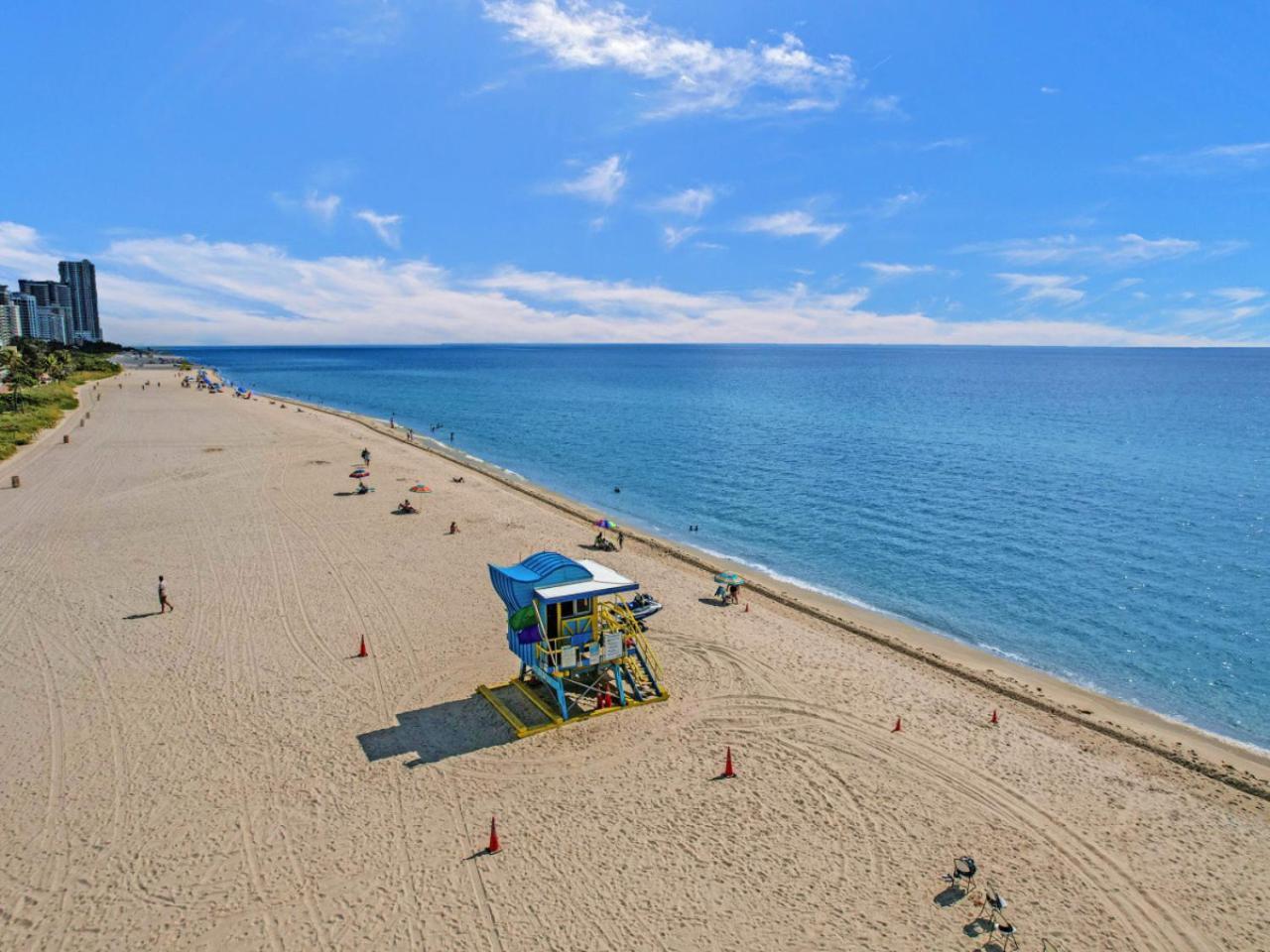Deluxe 2 Bedroom With Ocean View And Amenities 1114 Apartment Miami Beach