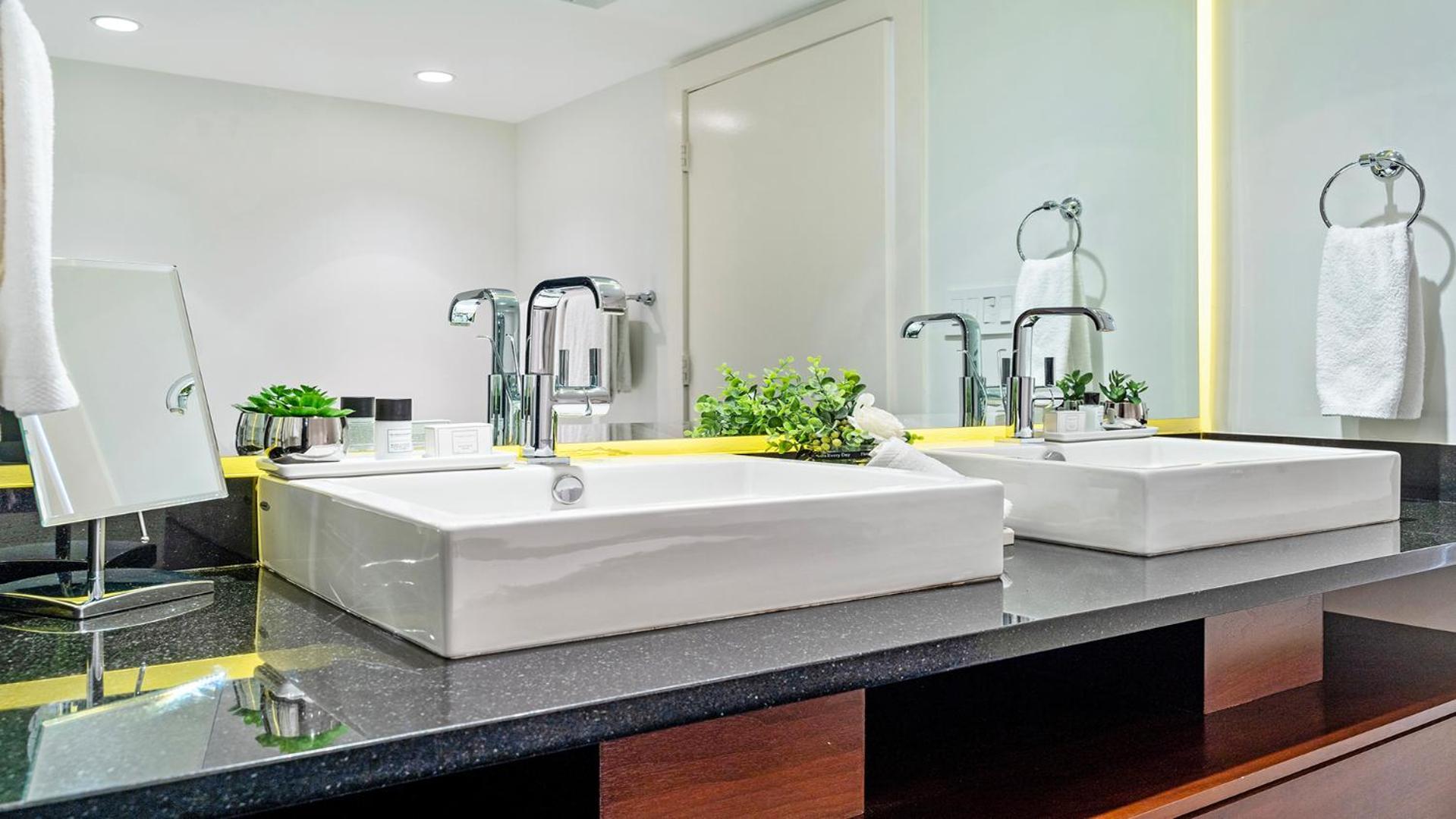 Oceanview Private Penthouse At The Setai -3903 Apartment Miami Beach