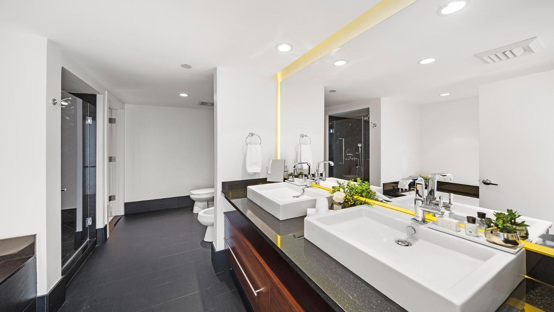 Oceanview Private Penthouse At The Setai -3903 Apartment