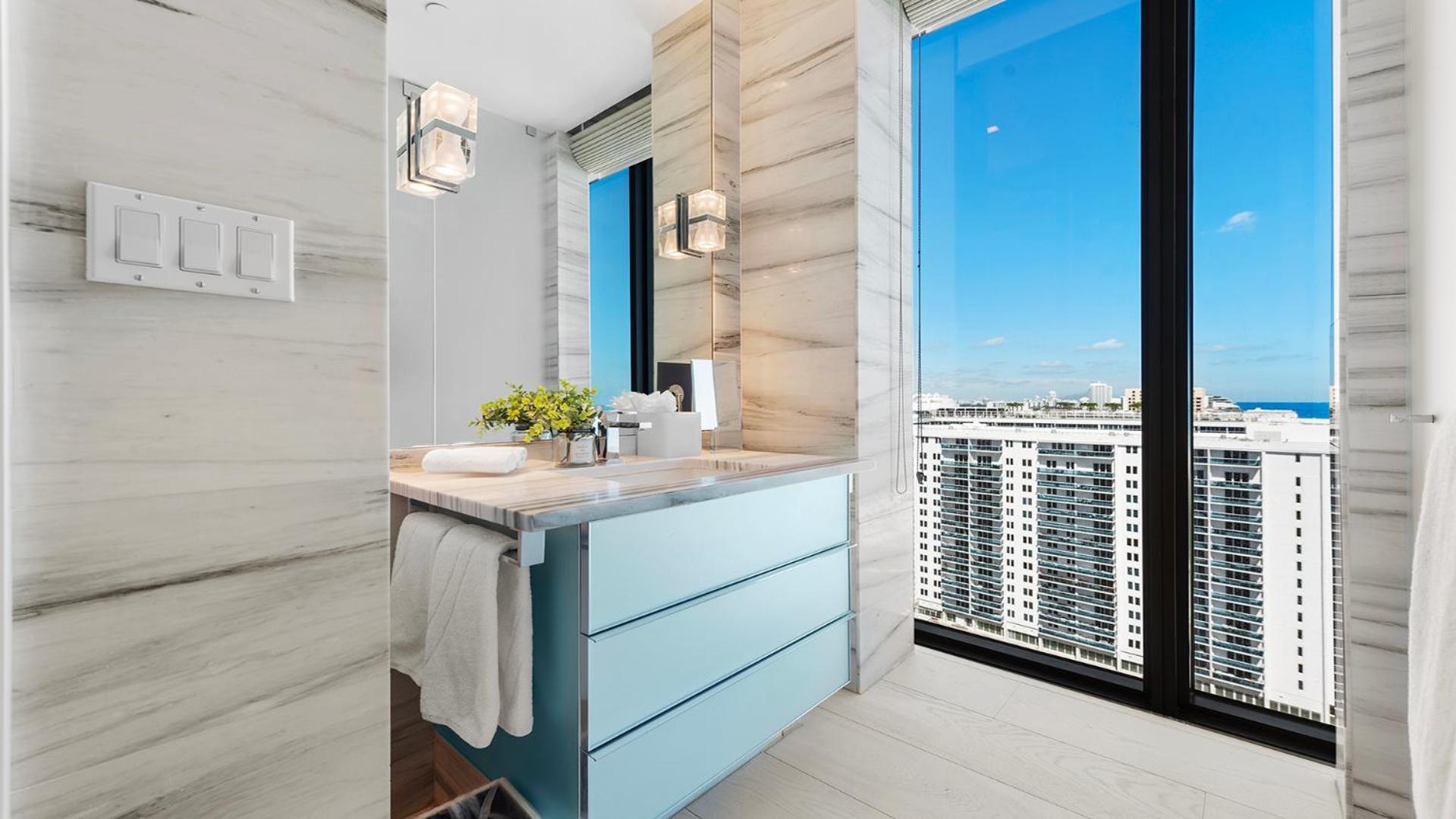Oceanfront Private Penthouse At W South -ph2006 Apartment Miami Beach