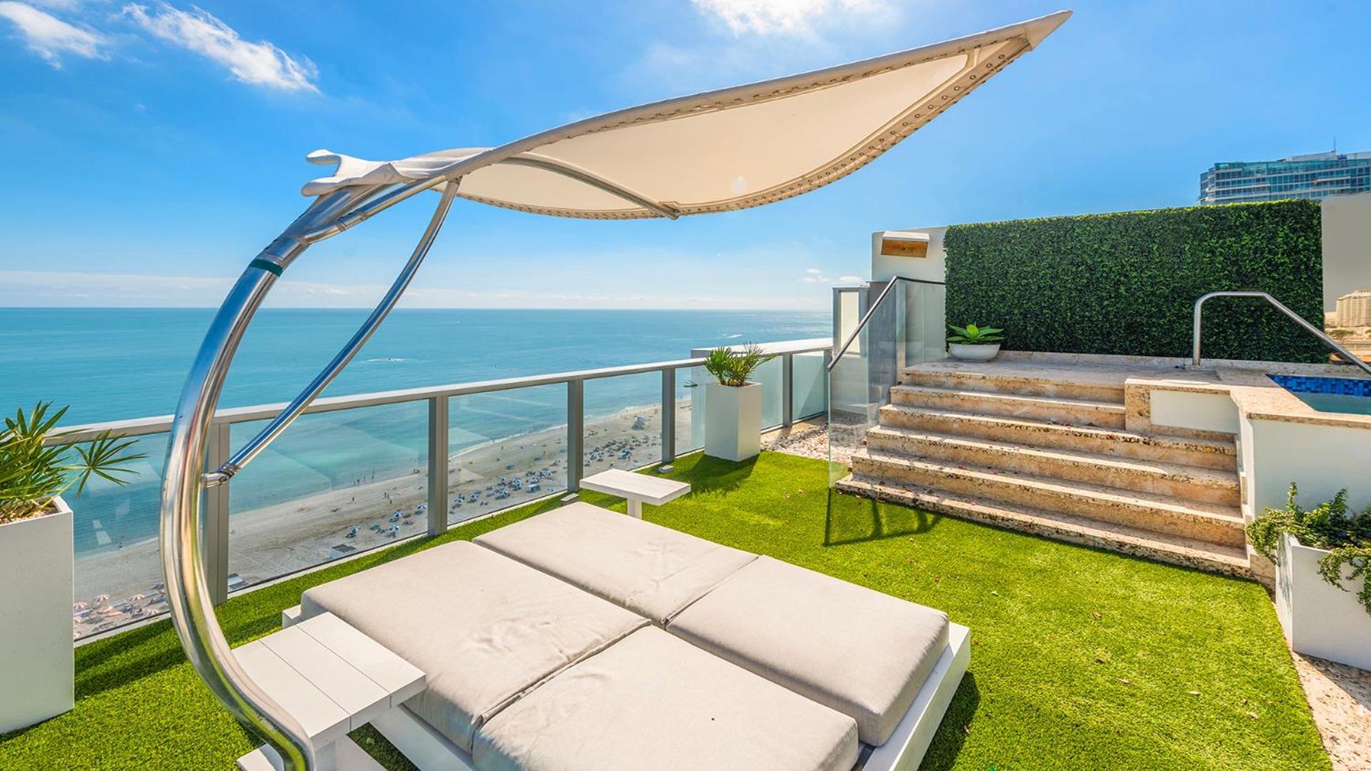 Oceanfront Private Penthouse At W South -ph2006