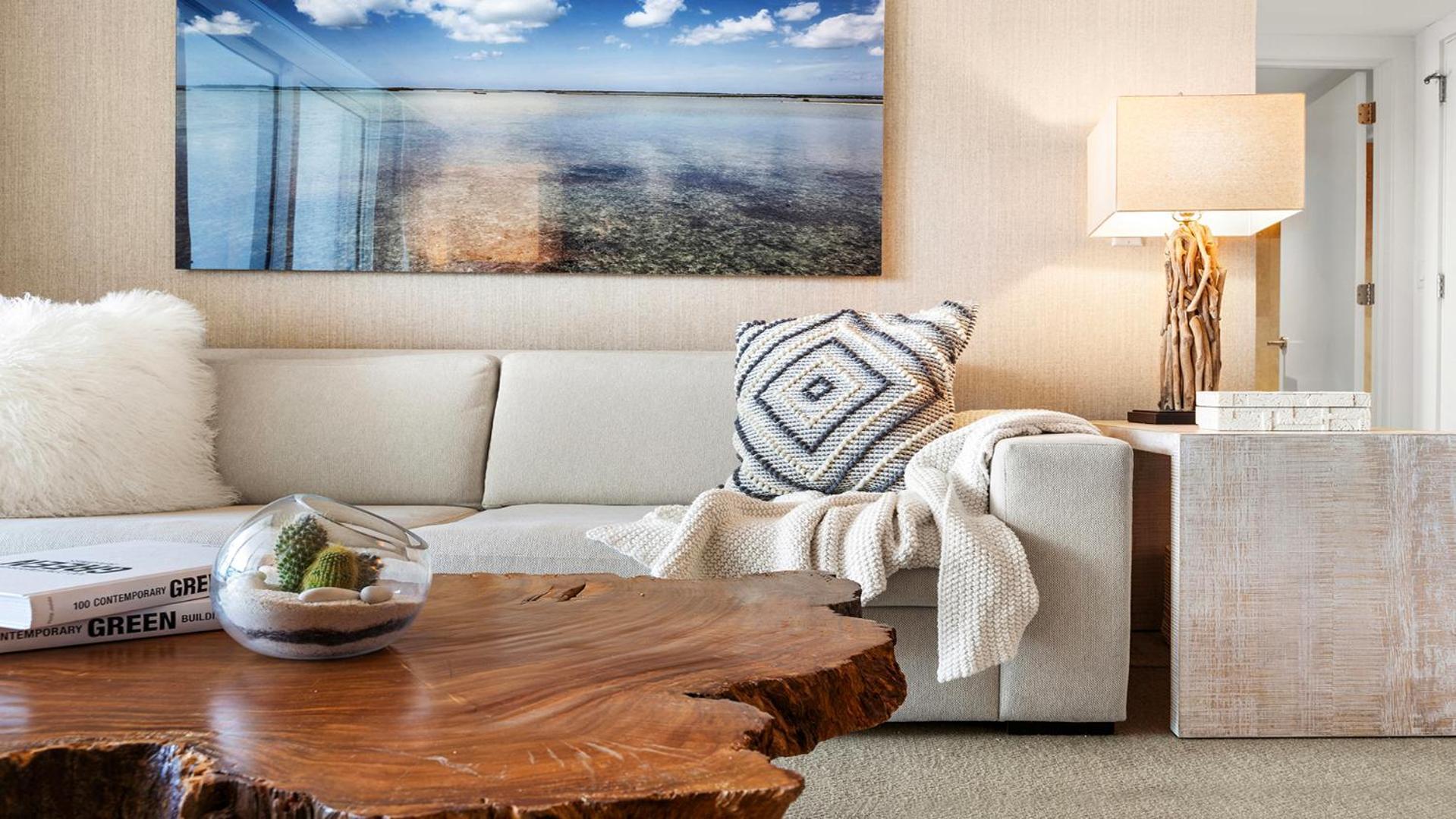 Luxurious Private At 1 & Homes - 1545 Apartment *