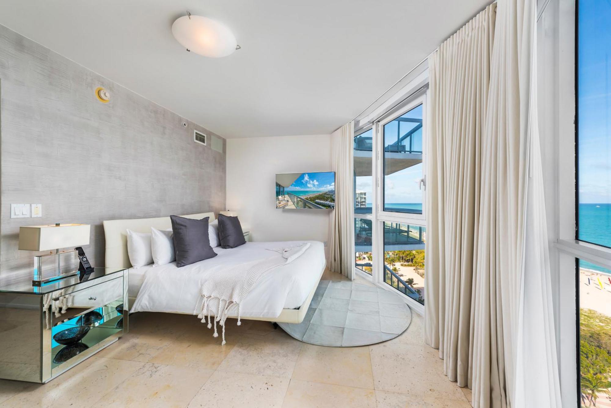Oceanfront Private At The Setai -2208 Appartamento *