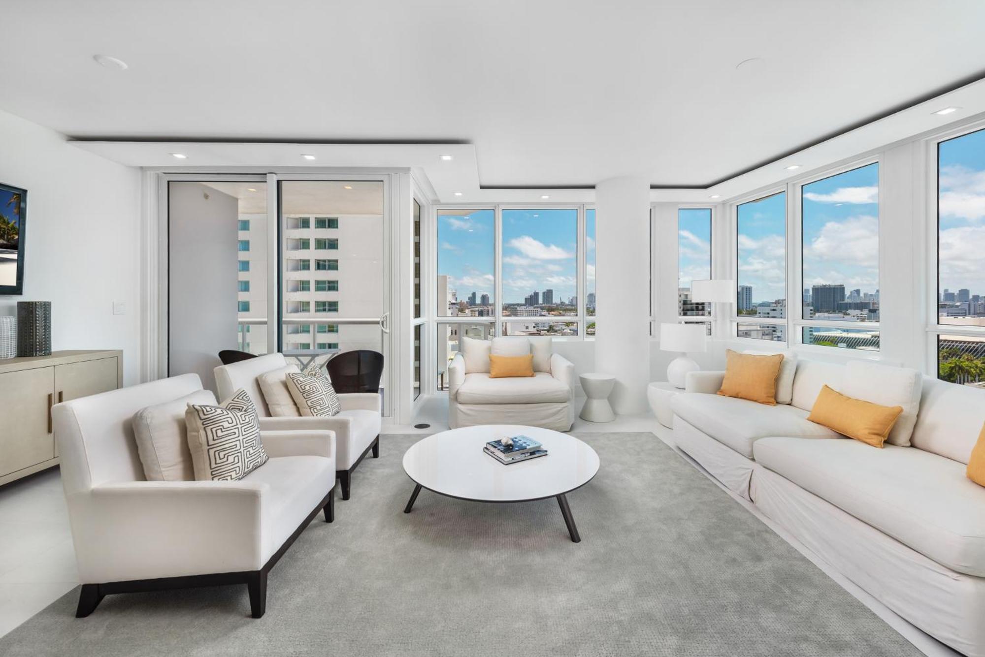 Apartment 4B Super Premium Private Condo At The Setai *