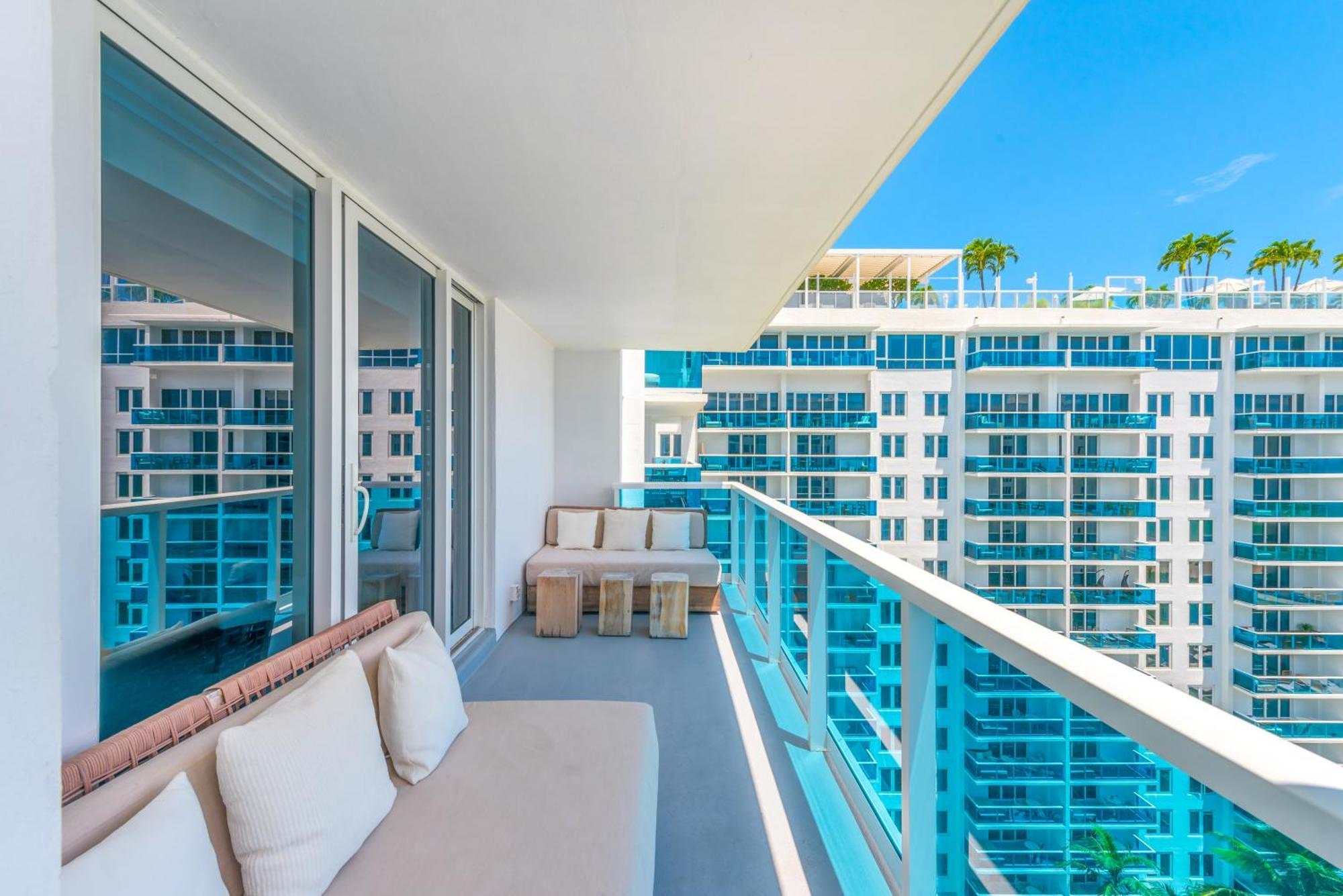 Apartment Oceanview Private At 1 & Homes -1544