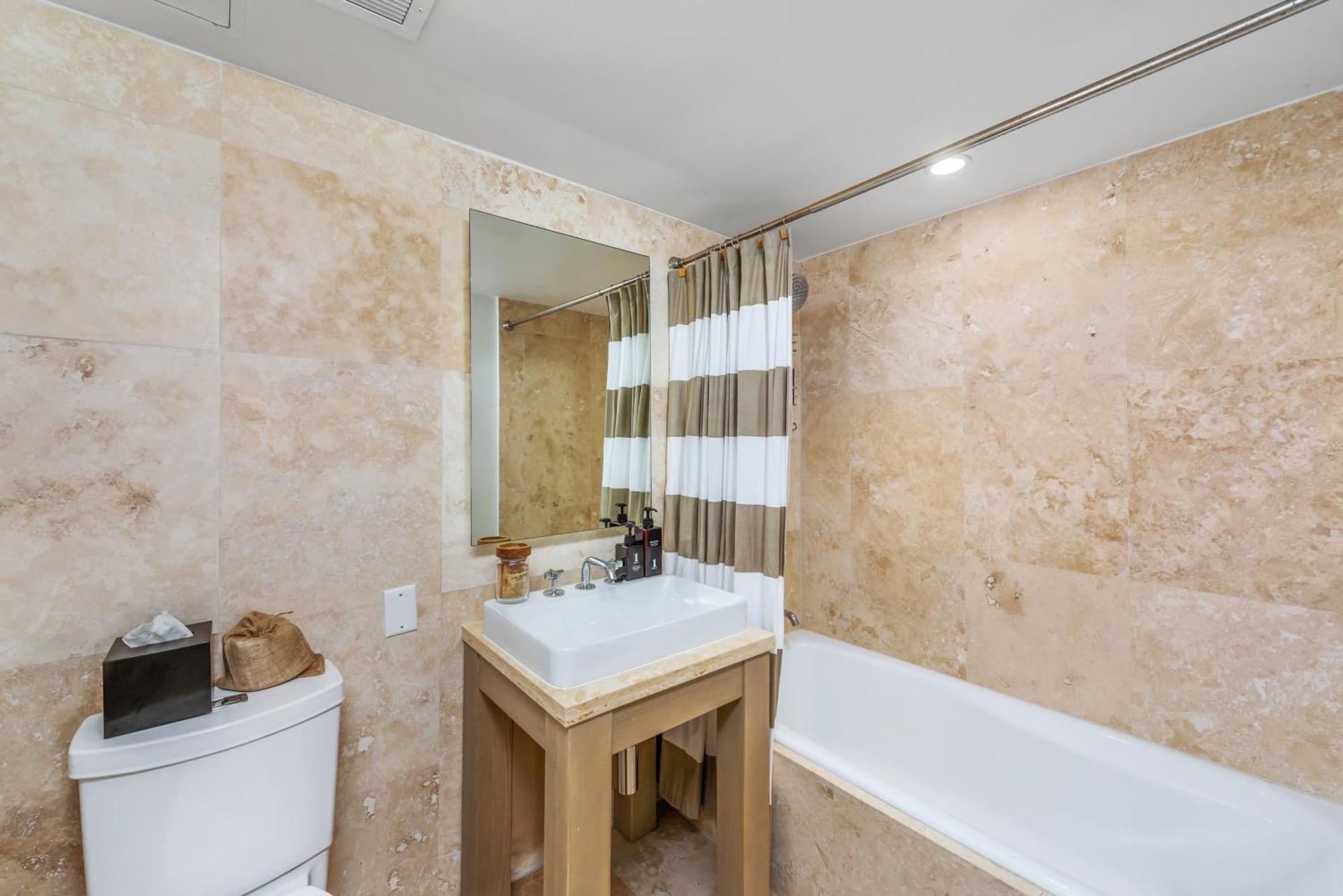 Apartment Oceanview Private At 1 & Homes -1544 Miami Beach