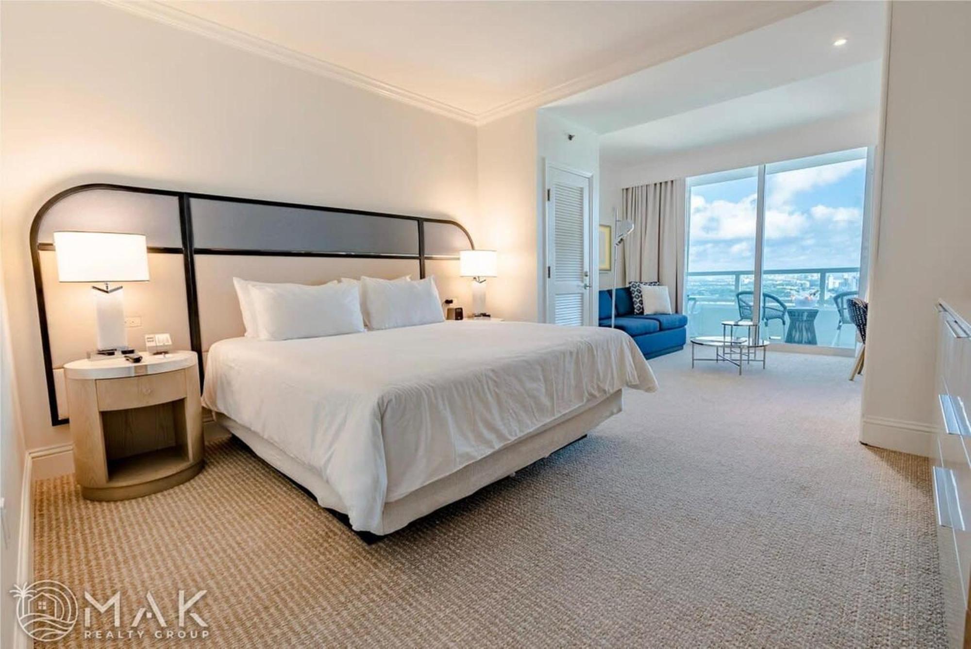 Resort Fb Miami Tresor Private Luxury