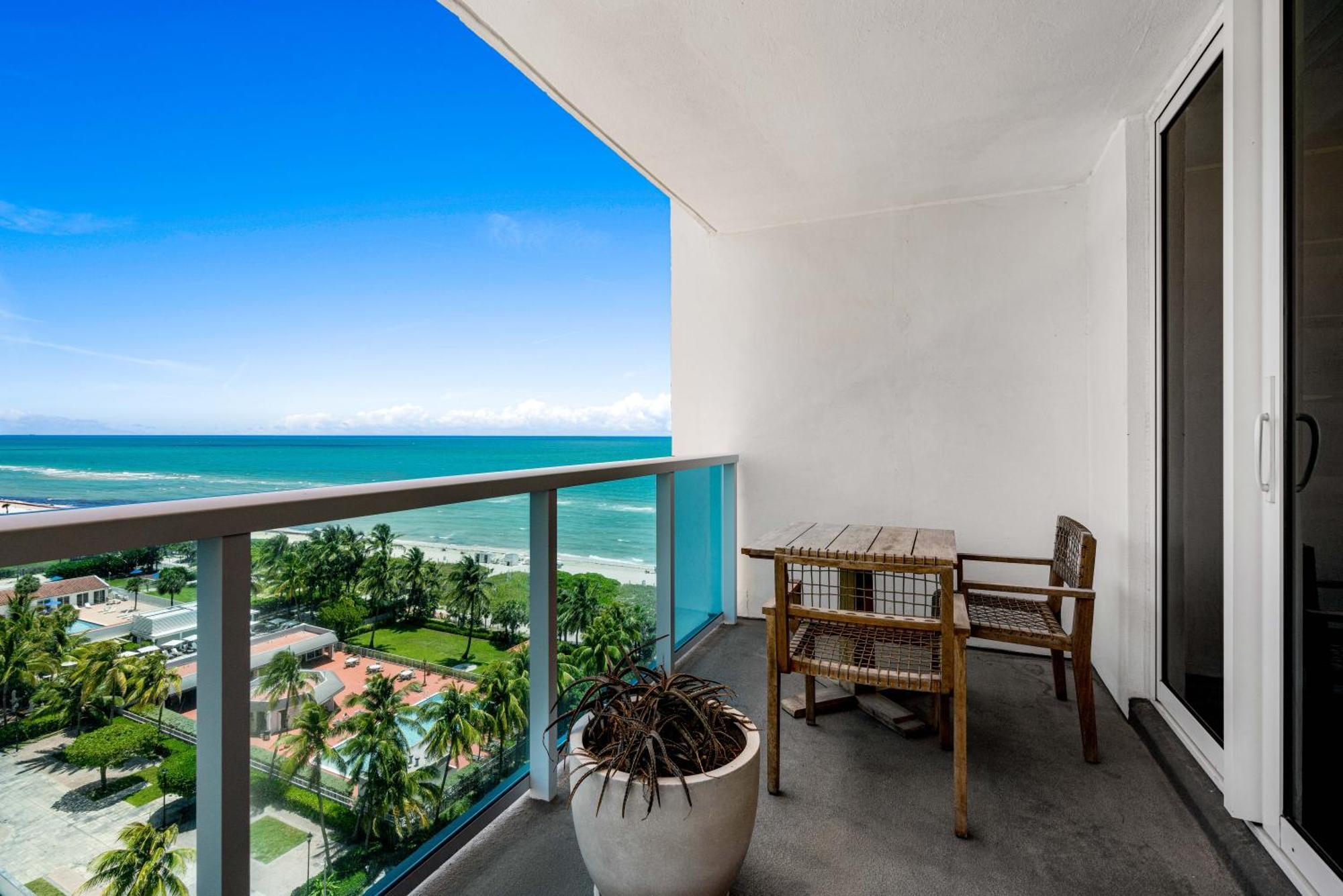 Apartment Oceanview Private At 1 & Homes -1115 *