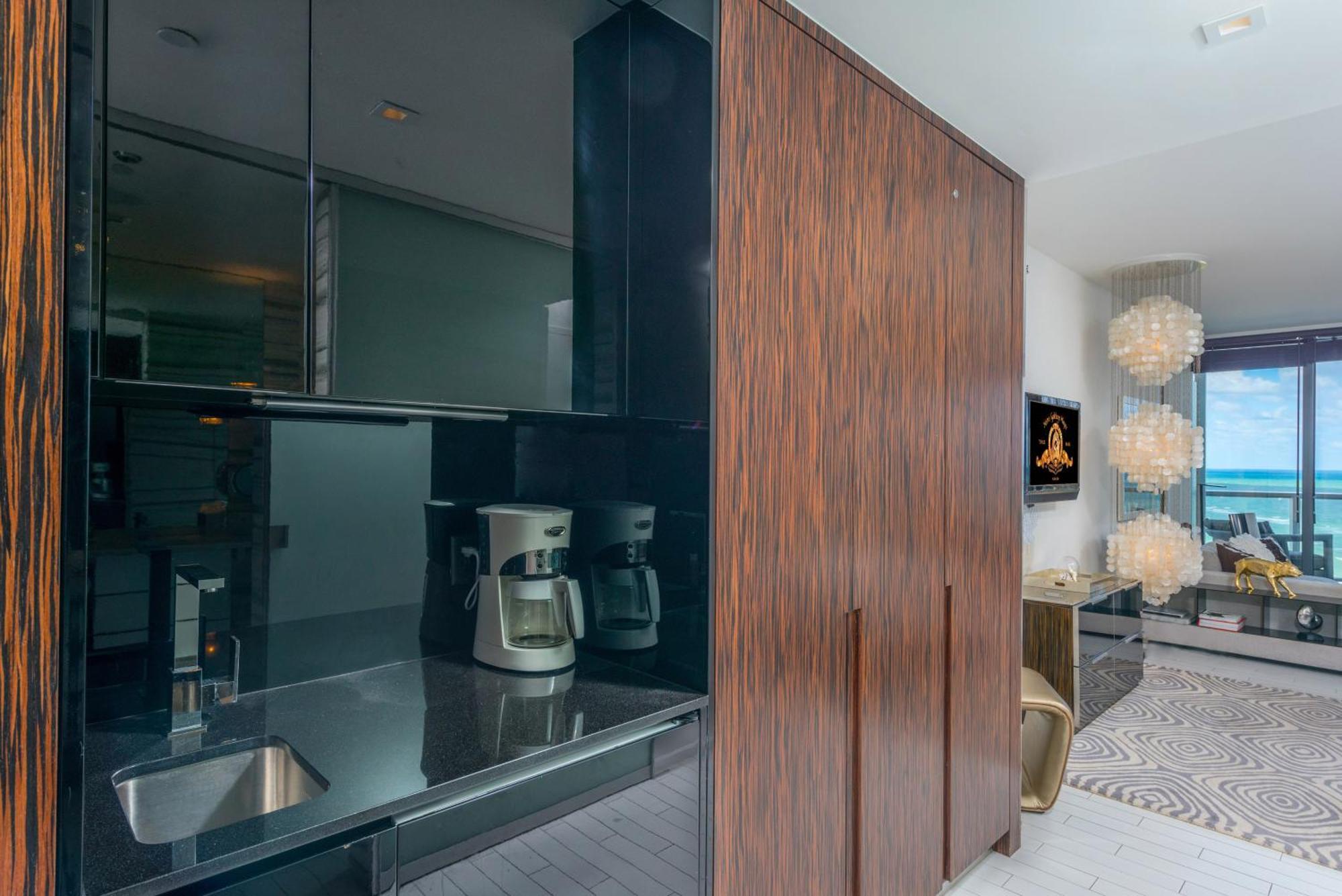 Stunning 3b Oceanfront At South - 1229 Miami Beach