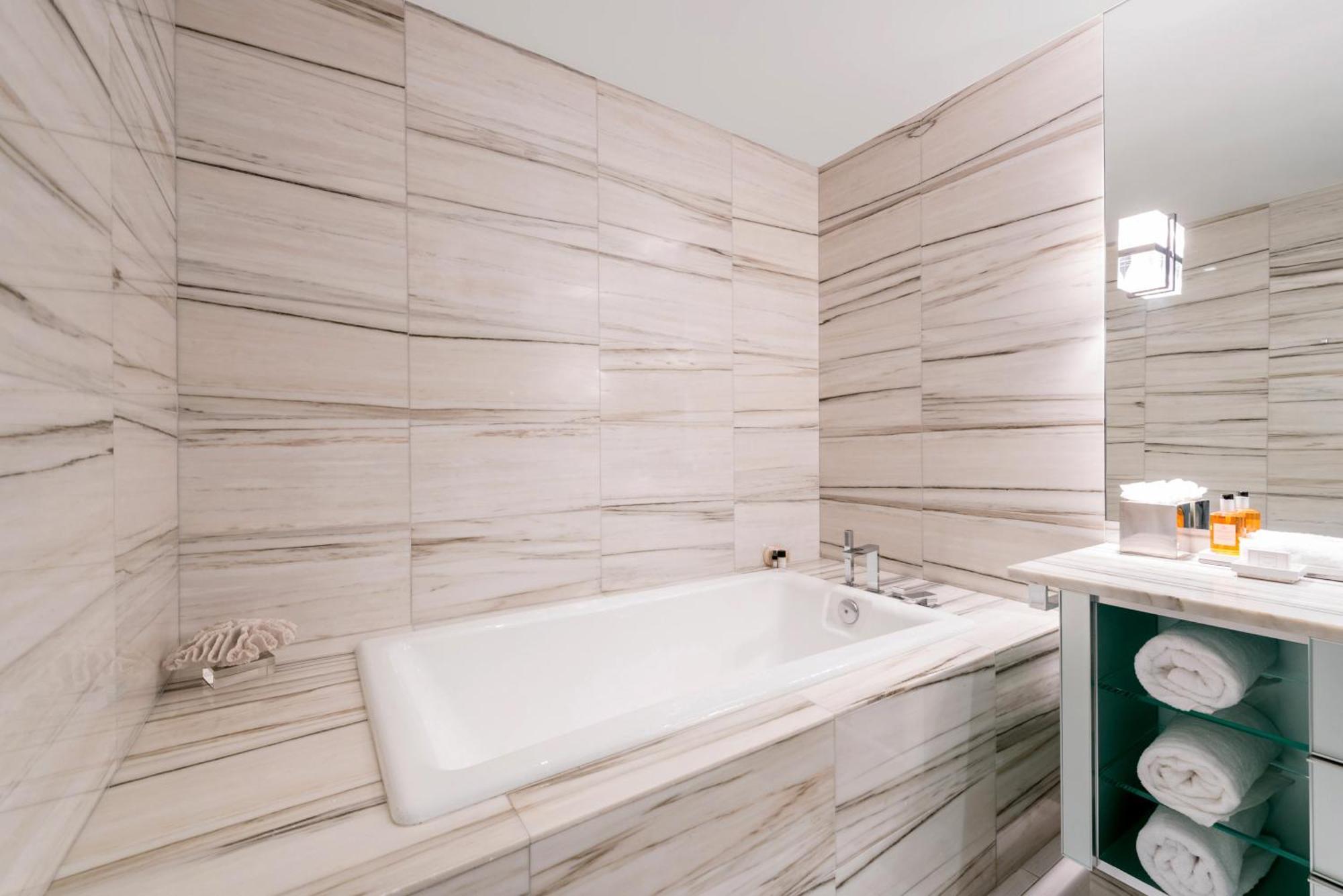 Apartment Stunning 3b Oceanfront At South - 1229