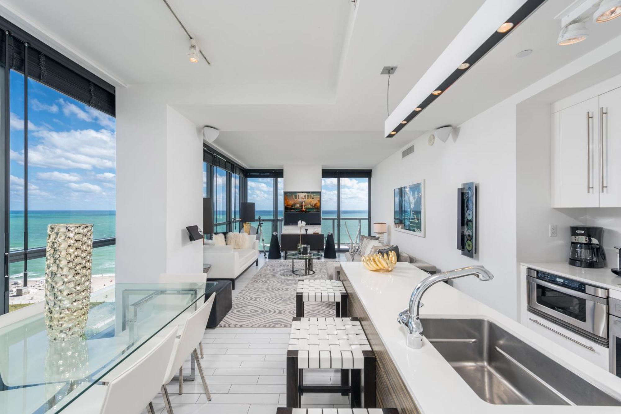 Stunning 3b Oceanfront At South - 1229 * Miami Beach