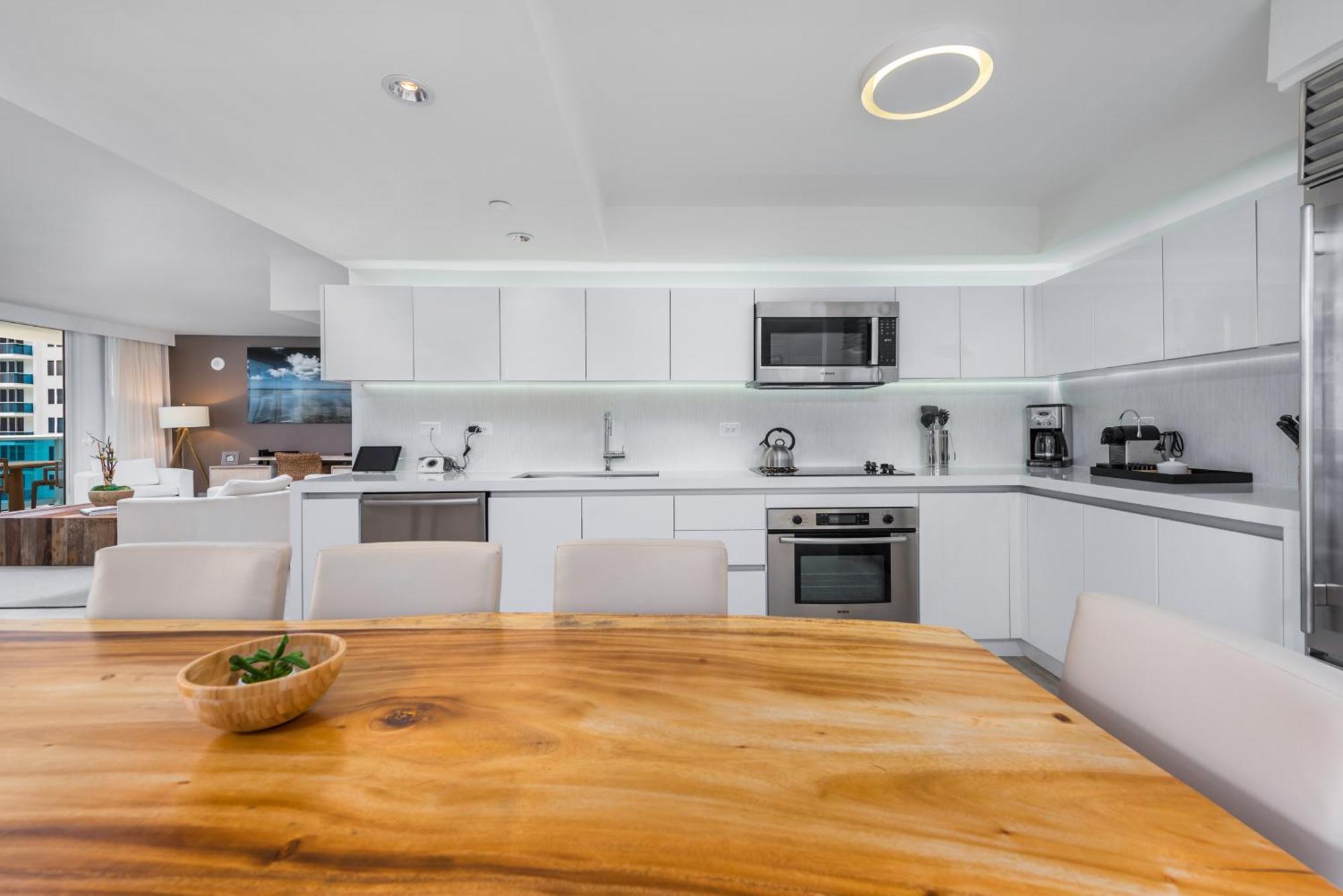 Apartment Oceanview Private At 1 & Homes -1040
