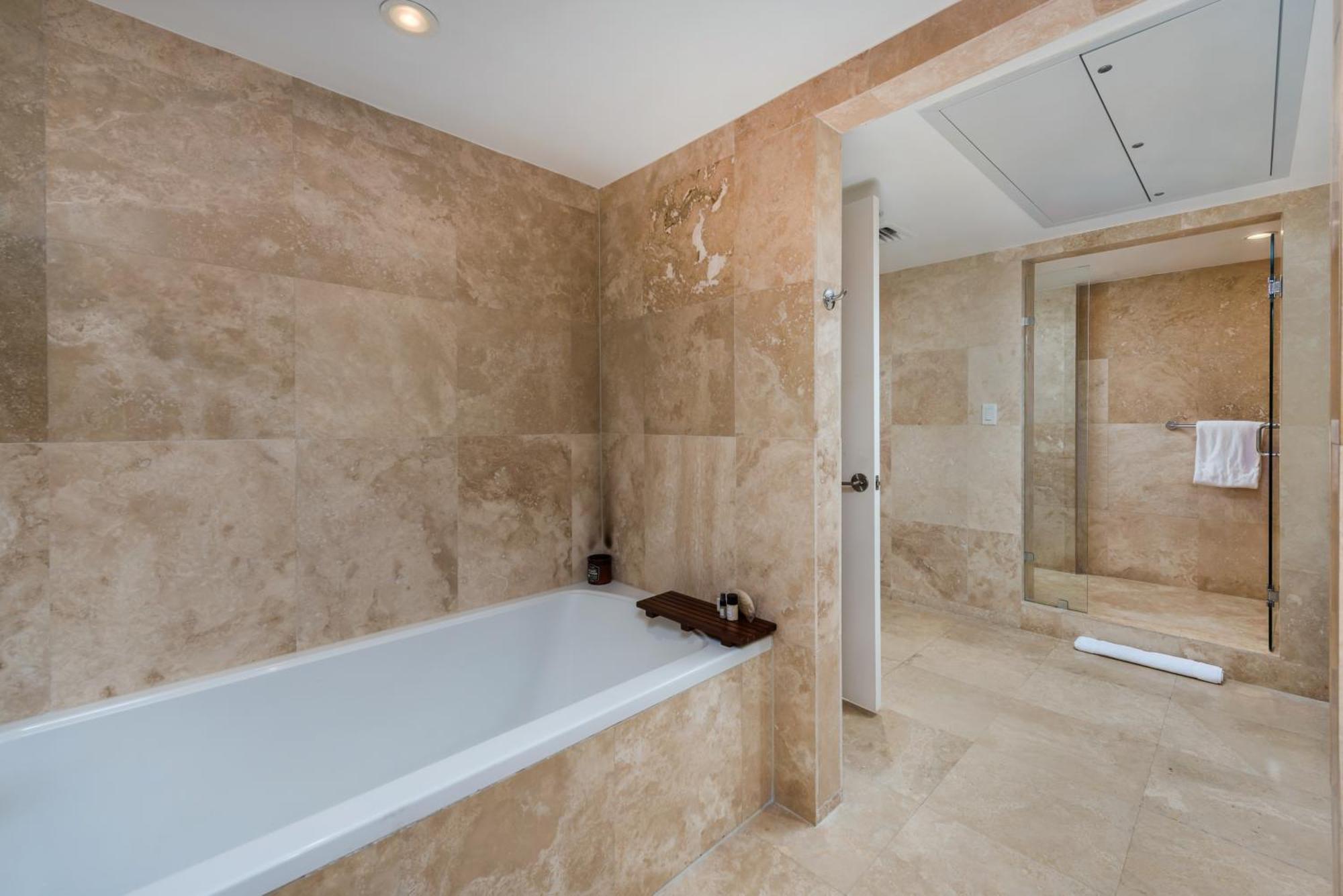 Oceanview Private At 1 & Homes -1040 Miami Beach