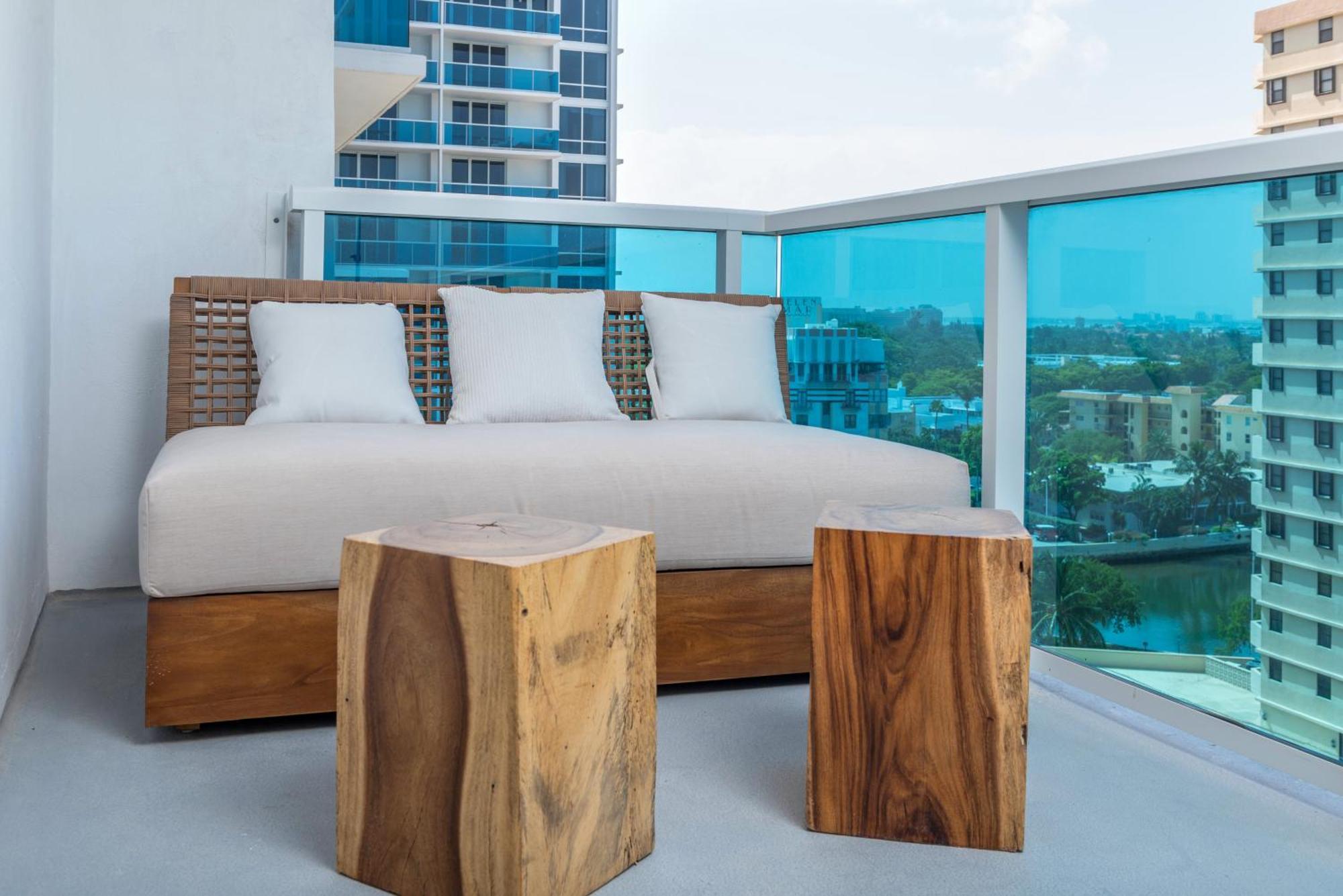 Apartment Oceanview Private At 1 & Homes -915 Miami Beach