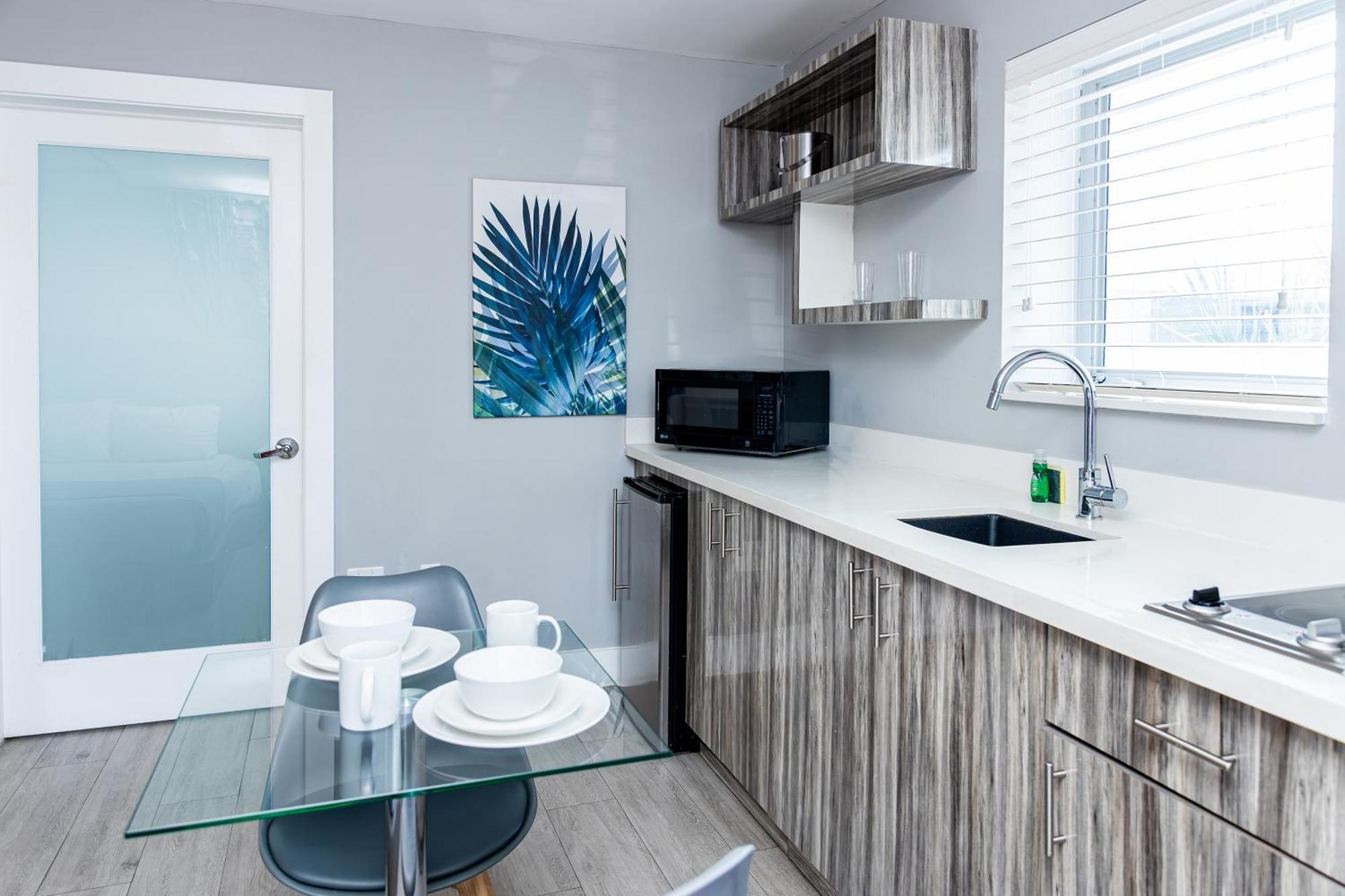 Hotel Beachside 3*