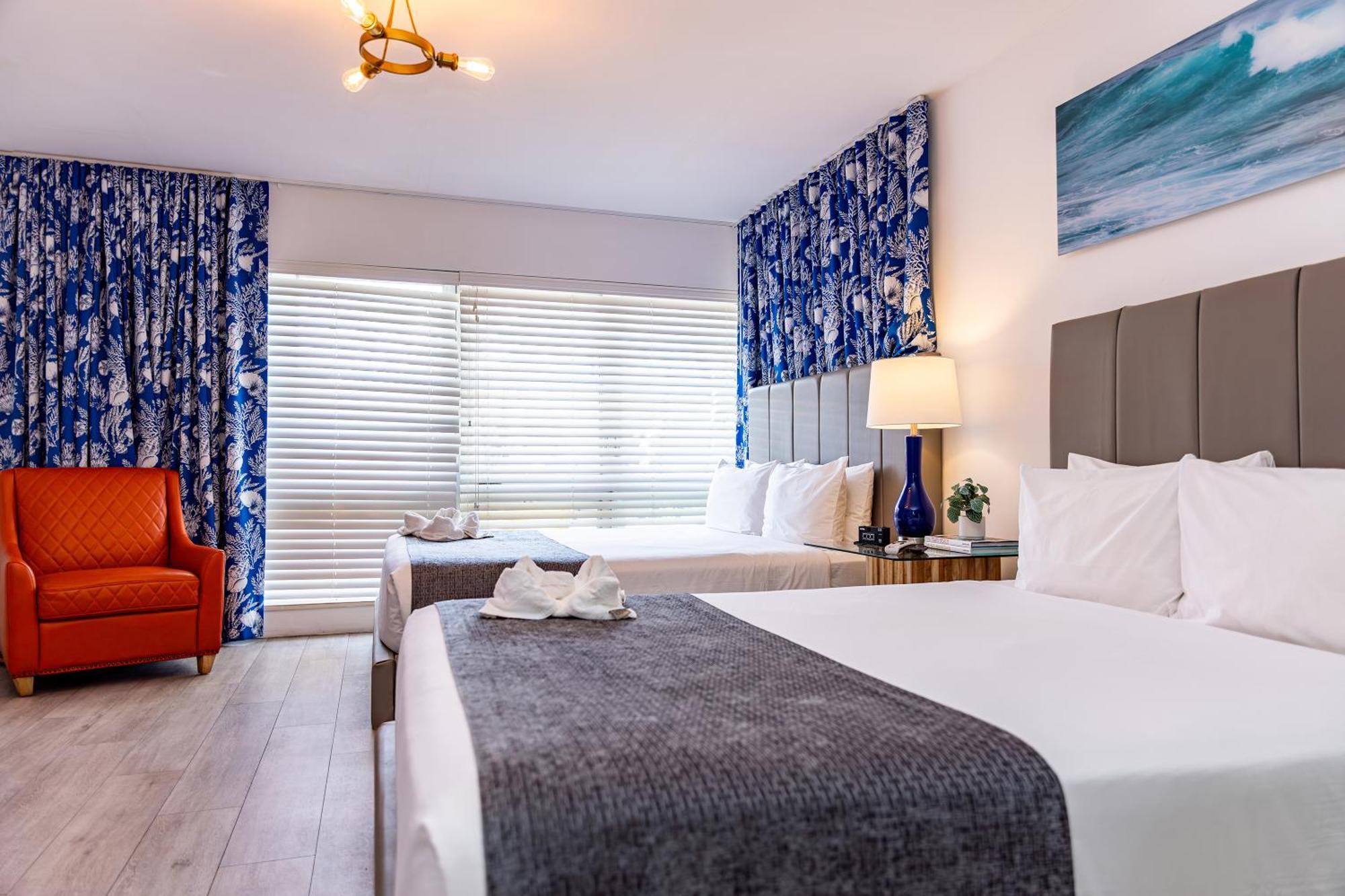 Beachside 3*
