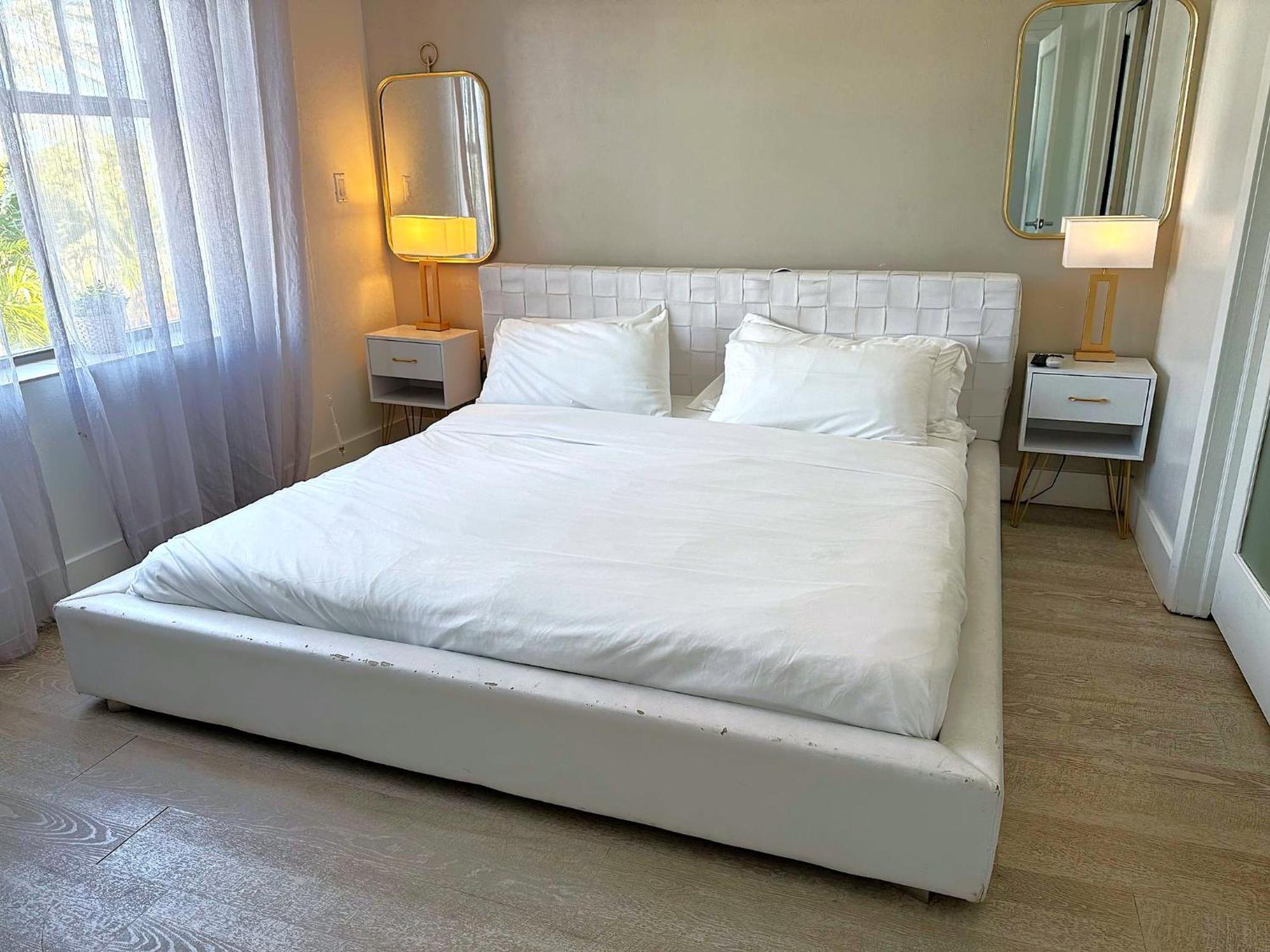Aparthotel Renzzi On The Ocean *