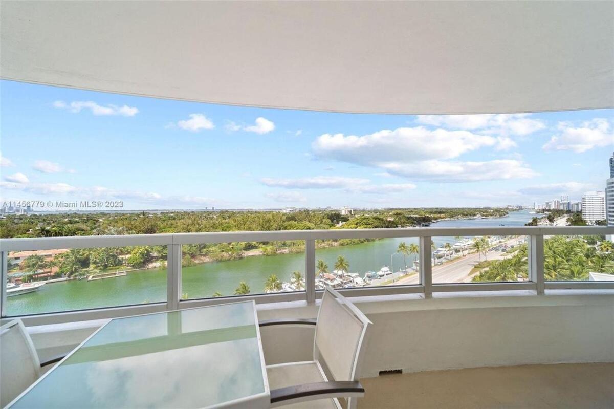 Apartment Fontainebleau New Reno 1br Corner Unit Ocean & Bay