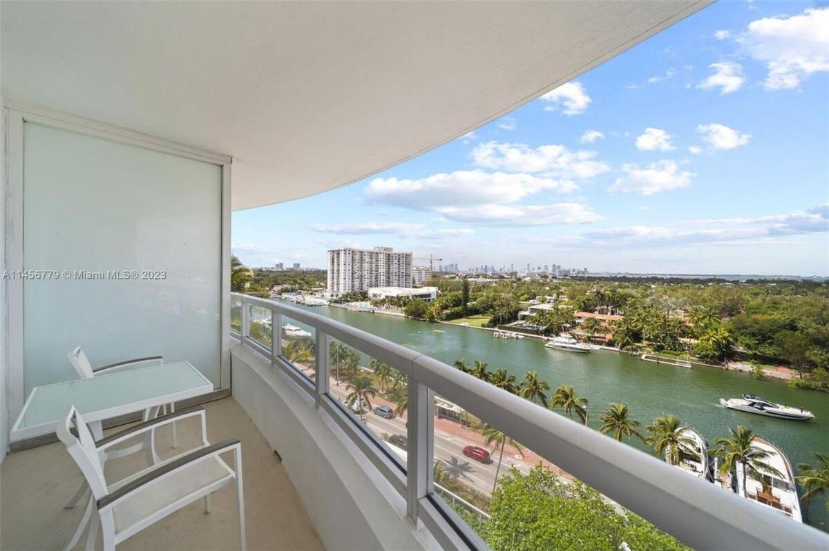 Apartment Fontainebleau New Reno 1br Corner Unit Ocean & Bay